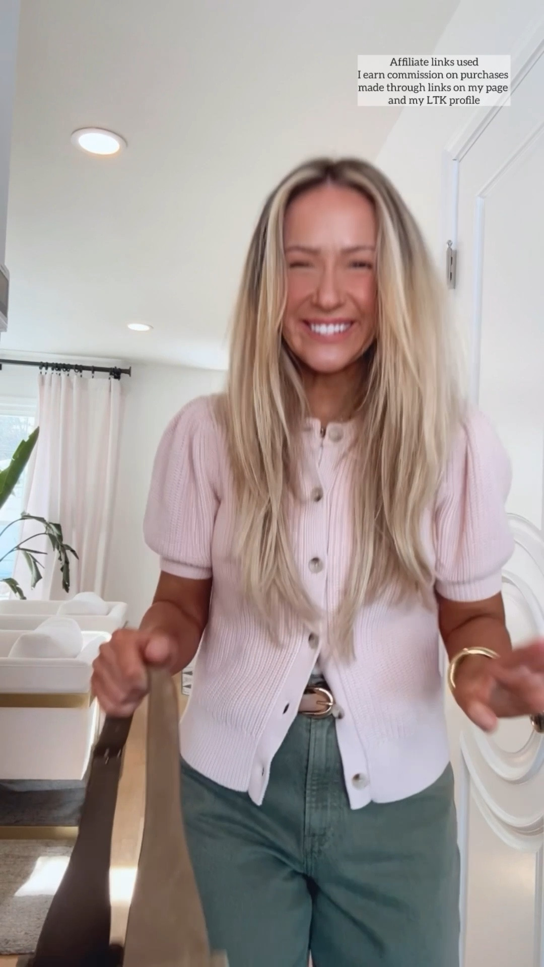 Early spring outfit 

Abercrombie jeans 