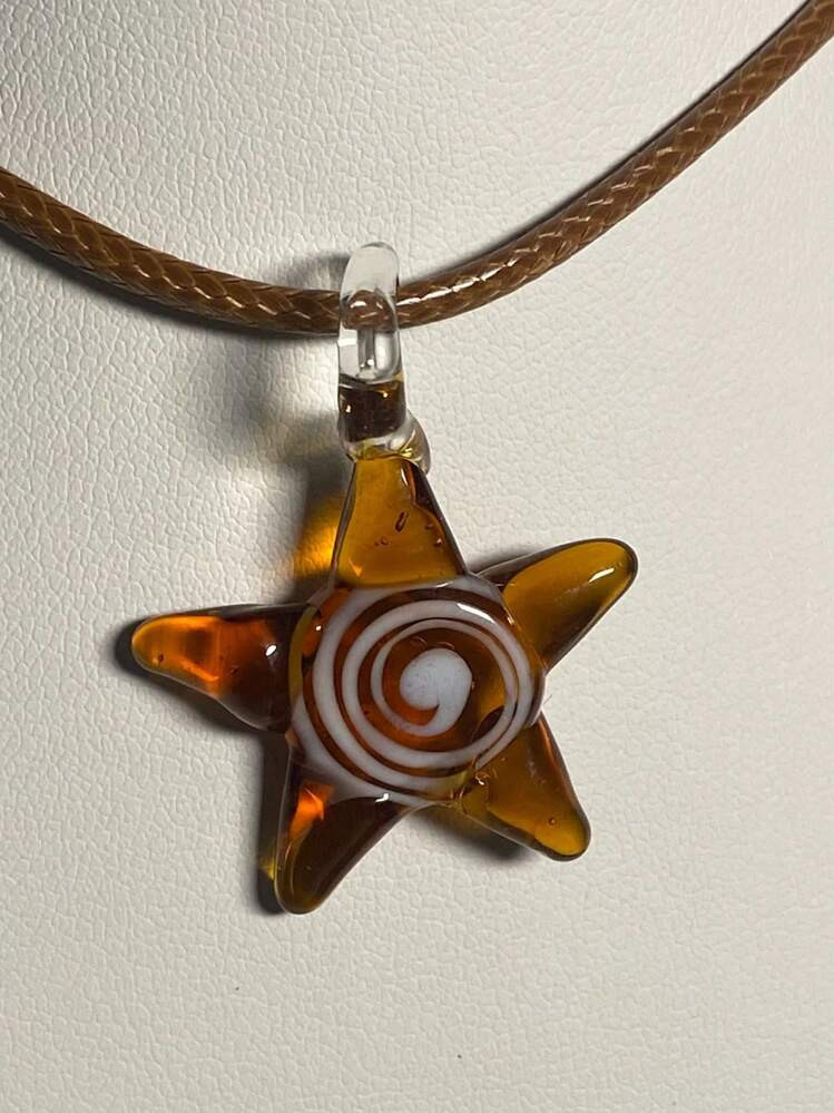 1Pc Creative Ocean Style Art Starfish Inner Spiral Glass Necklace Pendant For Any Occasion For Men And Women | SHEIN