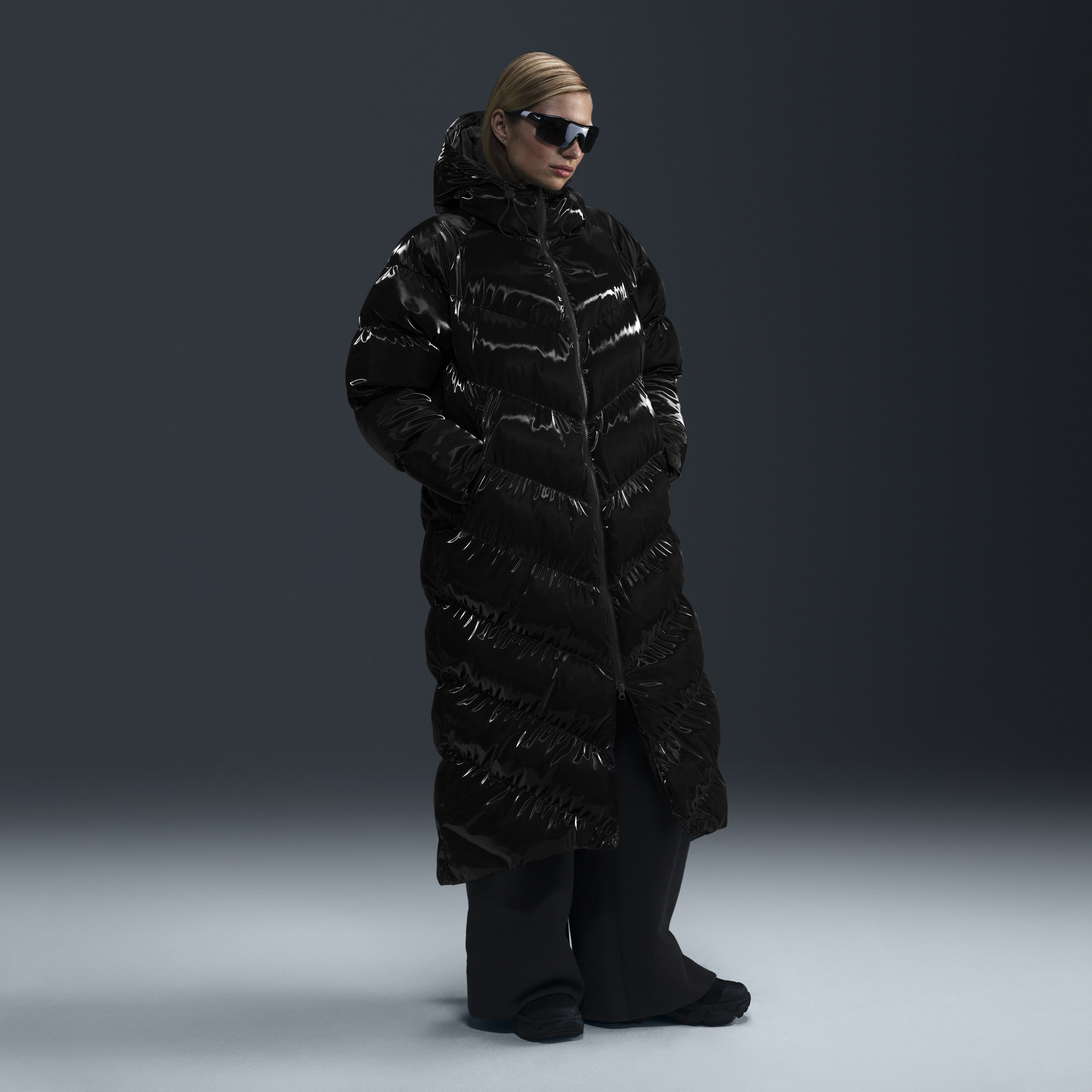 Women's Nike Sportswear Windpuffer Therma-FIT Loose Hooded Shine Parka in Black | FV7827-010 | Nike (US)