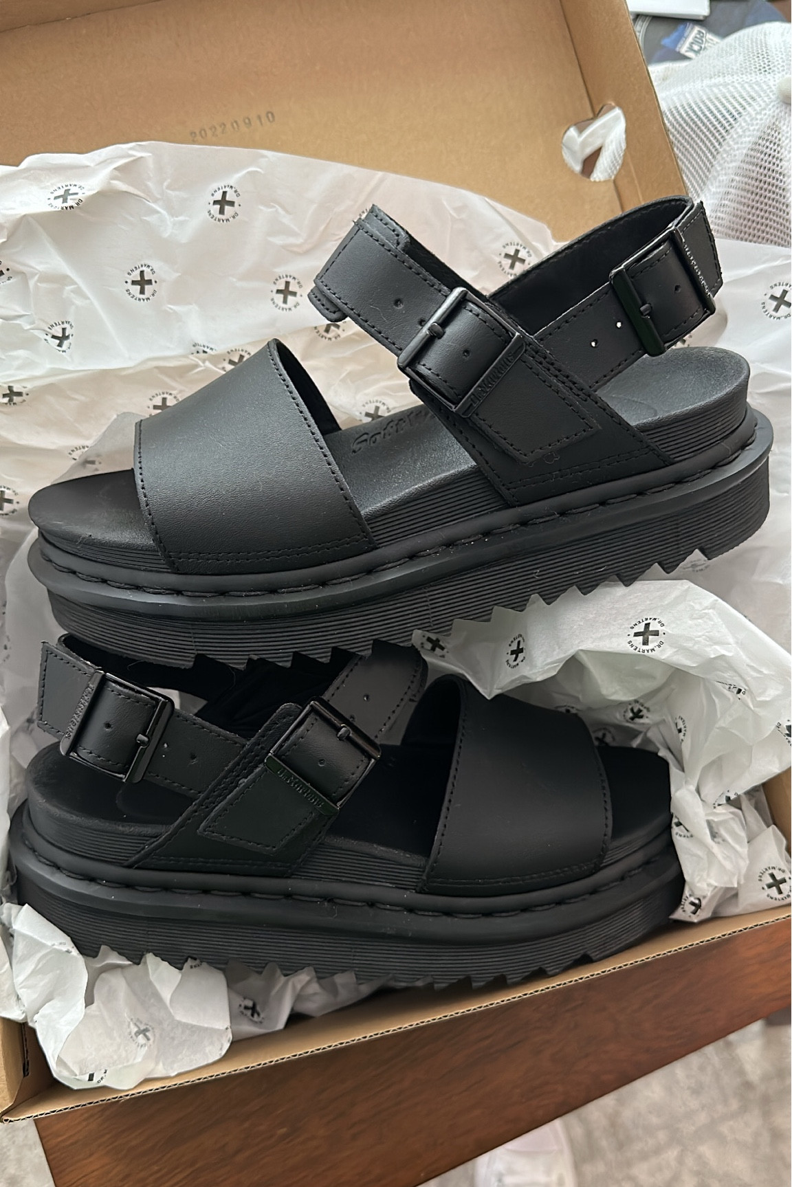 Dr Martens Voss Sandals - all black - TTS, size 7 

Everyday shoes, casual sandals, summer sandals 

#LTKSeasonal #LTKshoecrush #LTKstyletip