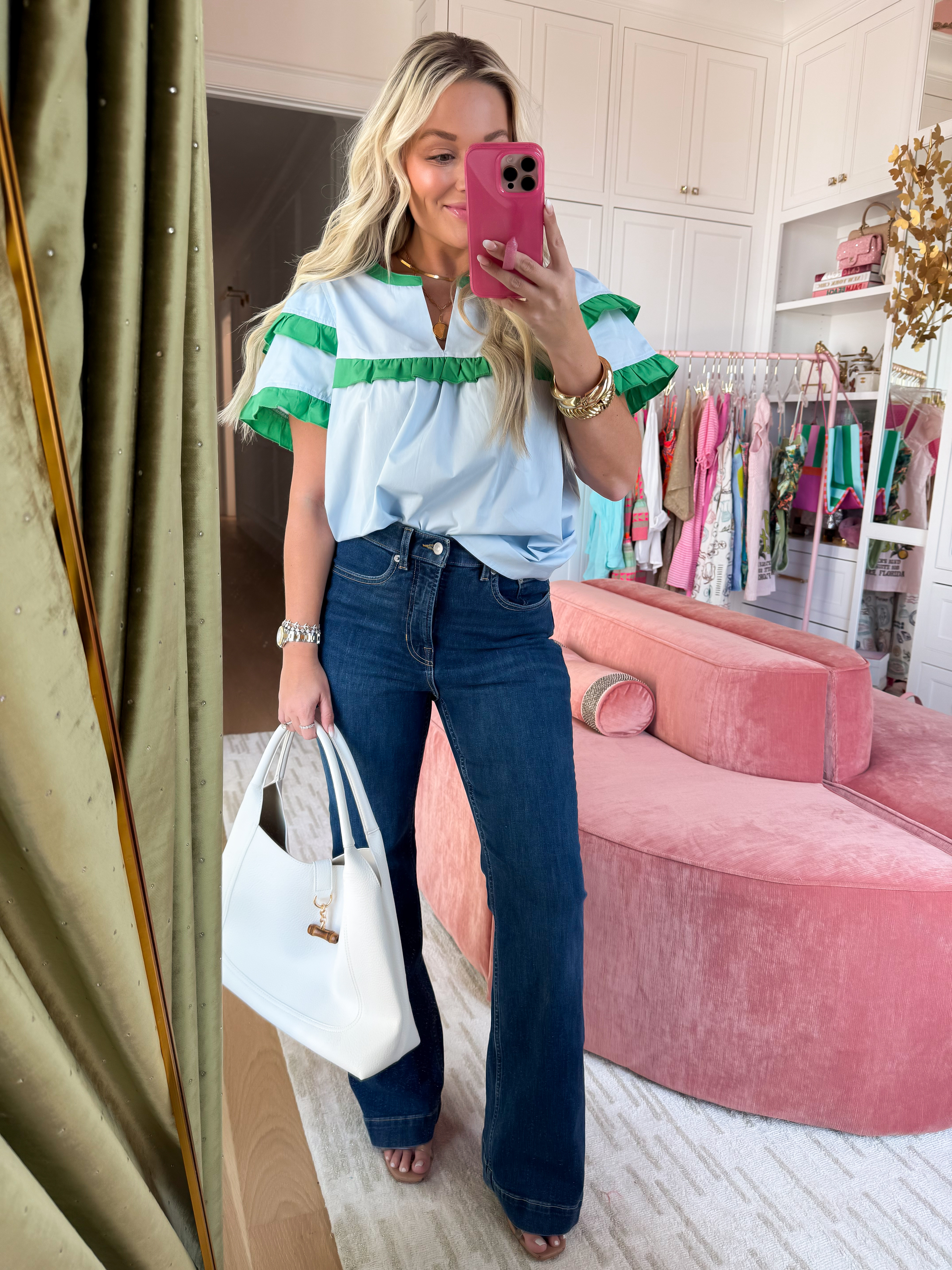 I’m pretty sure everyone needs this top  

#LTKgrwm #LTKootd