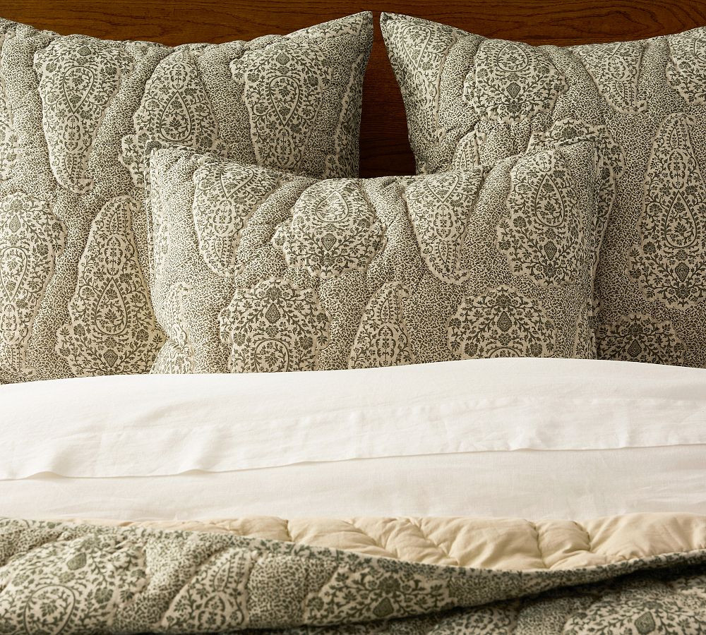 Francesca Paisley Quilt