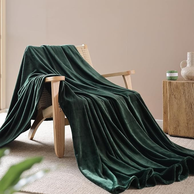 Fleece Throw Blanket for Couch Sofa, Forest Green Soft Warm Fuzzy Cozy Blankets for Women Men Gif... | Amazon (US)