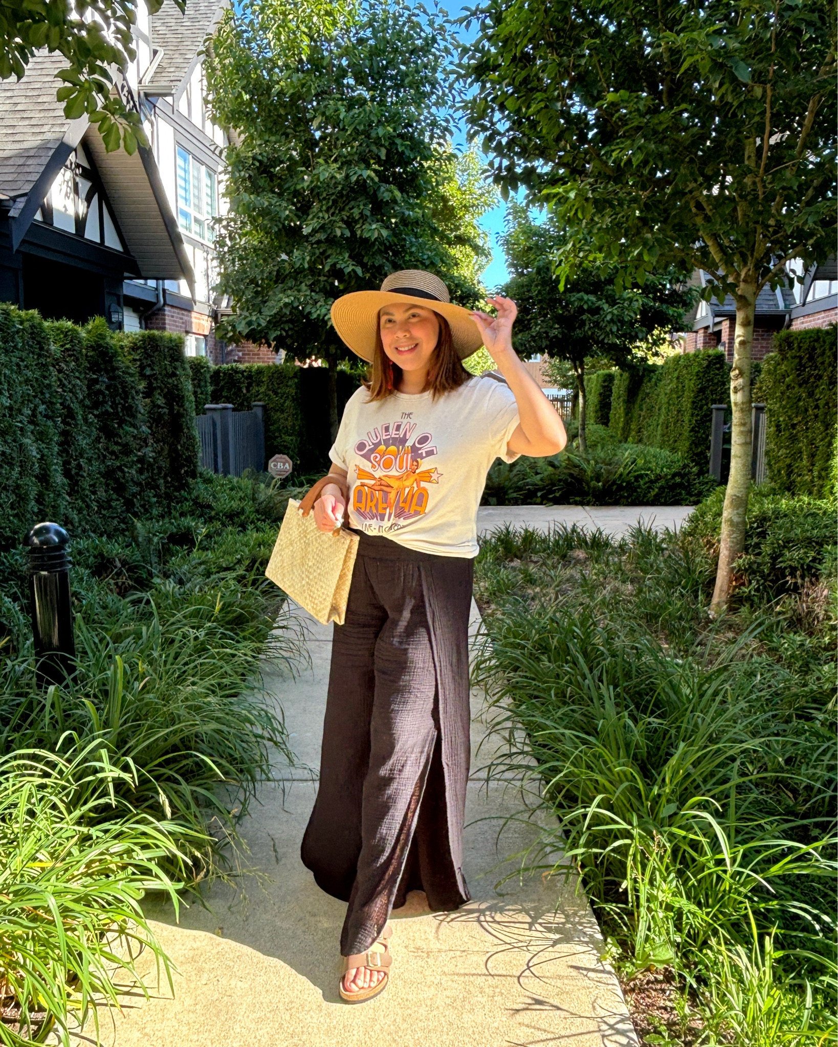 🇨🇦 Celebrated Canada Day in style with this head-to-toe Walmart outfit! Feeling fashionable and festive. PS: Please excuse my injured foot. 😅 #CanadaDay #WalmartFashion #OOTD #FashionFinds #AffordableStyle #UGCcreator #LifestyleContent

#LTKmidsize #LTKsummer #LTKcanada