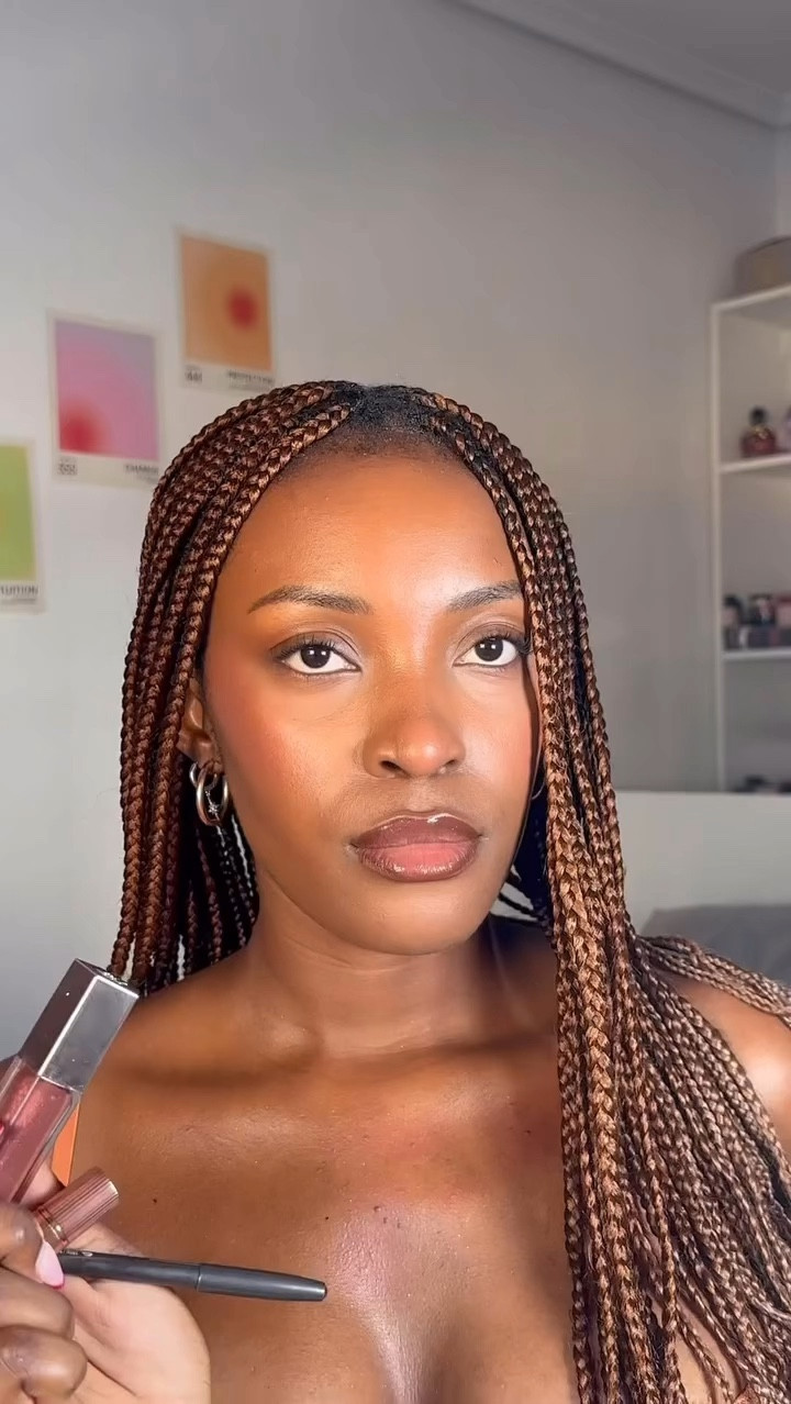 Fall lip combo 🍫🤎

Otoño , lip combo , Brown skin 

#LTKautumn #LTKeurope