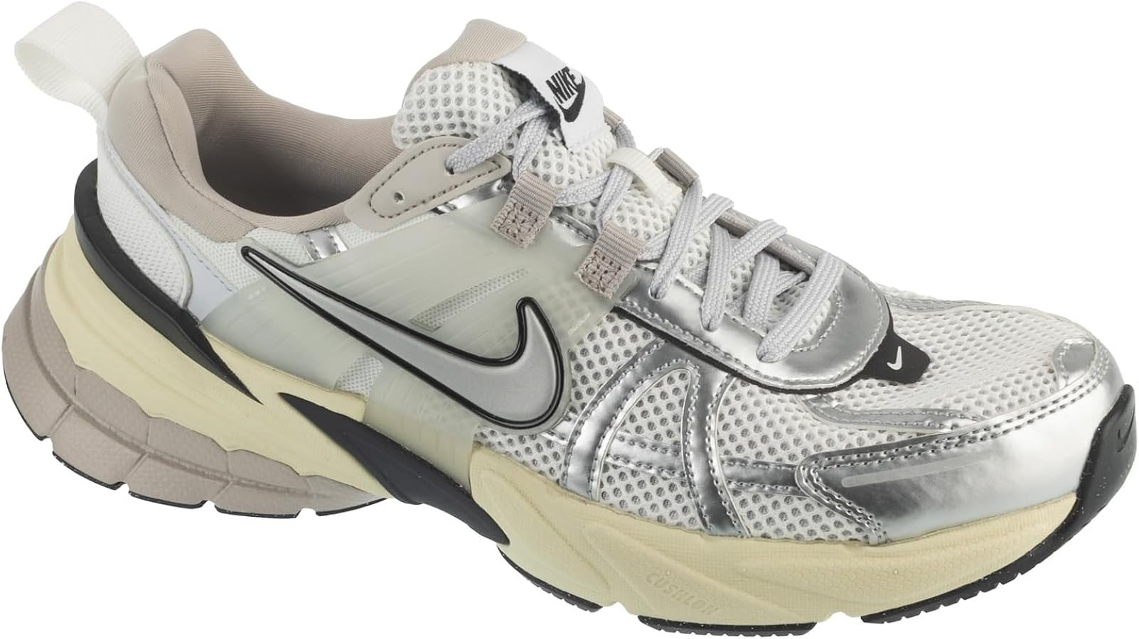 Nike Women's Sneaker | Amazon (US)
