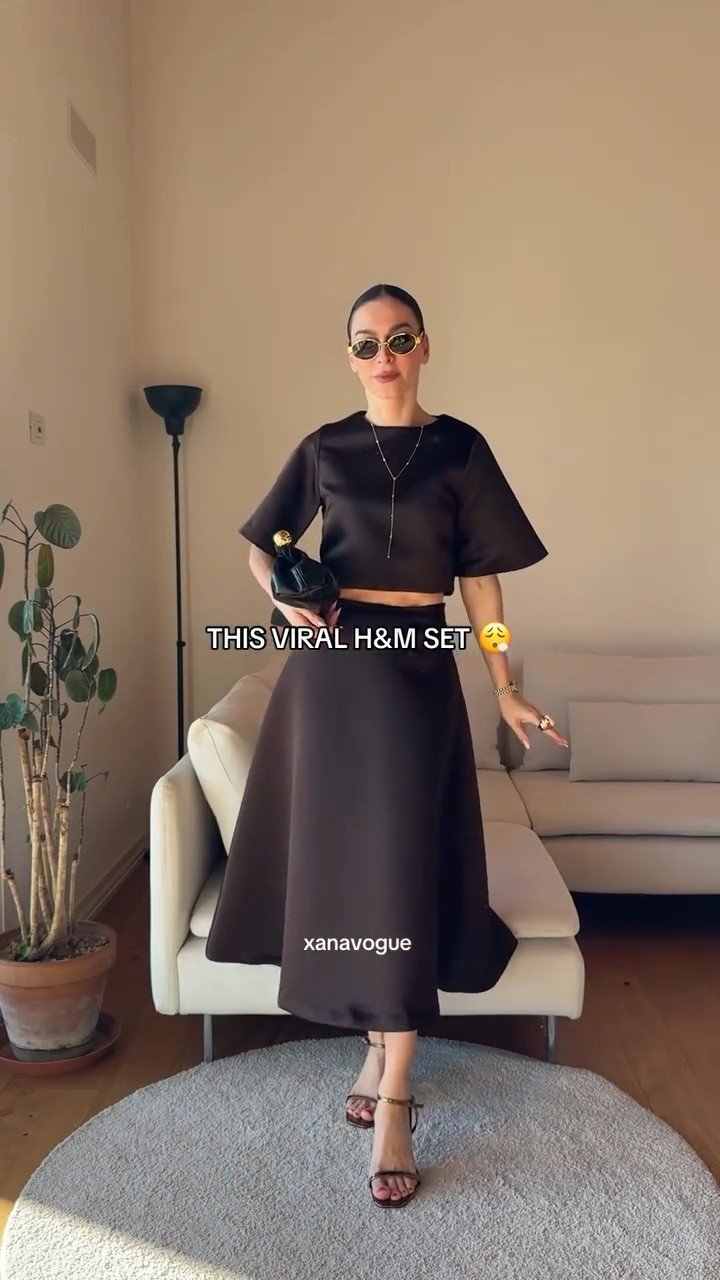 THIS H&M coord set feels like luxury! 

🔎 coord set, two piece outfit, matching set, quite luxury fashion, H&M women, elegant look, fashion creator, brown outfit, fyp, exp, look book, style tips, brown

#LTKgrwm #LTKHoliday #LTKootd