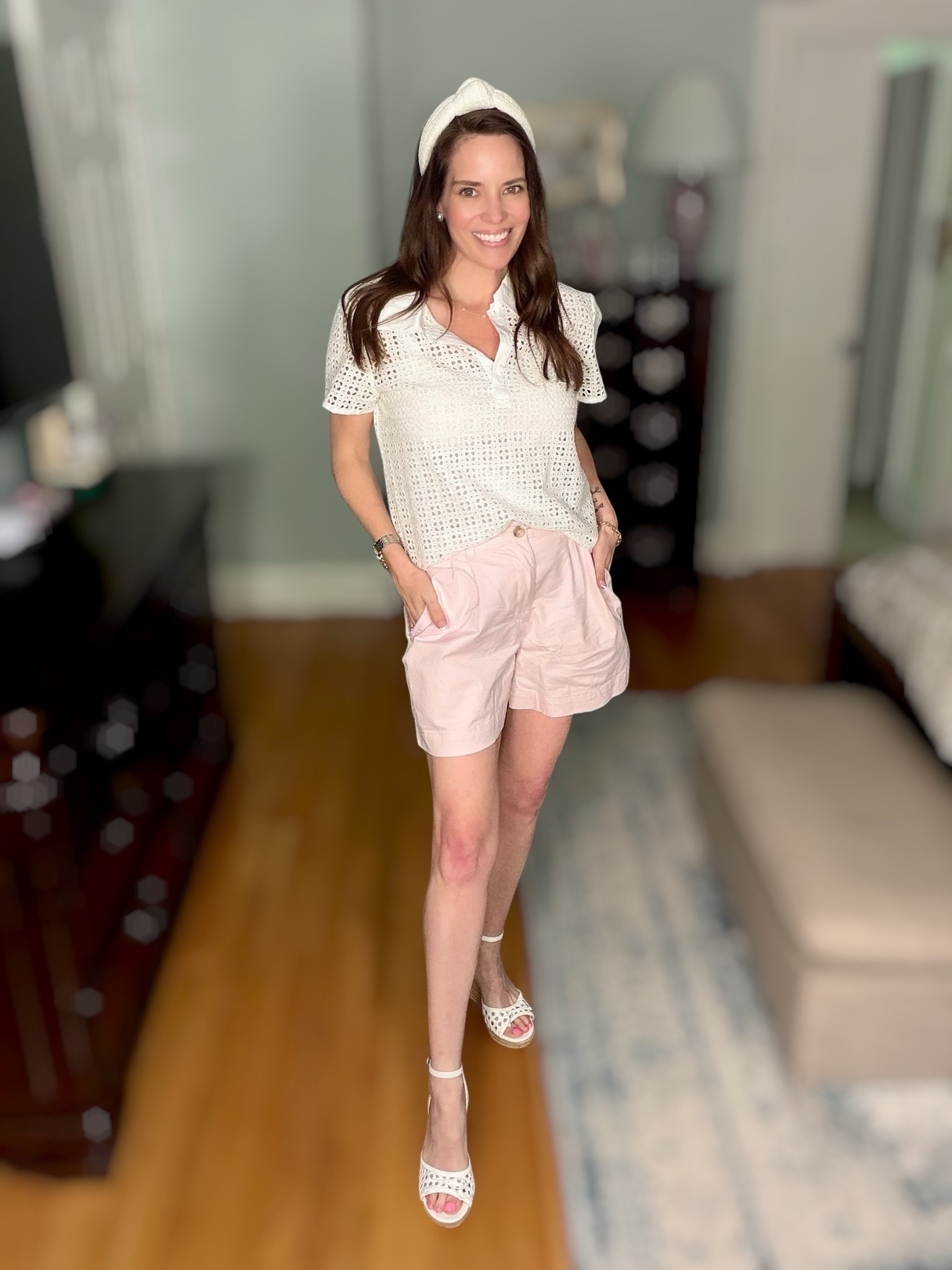 Soft Preppy Summer Outfit 🤍 Eyelet Top & Pink Chino Shorts


An easy, feminine take on Southern preppy style 🤍 This look pairs a breezy eyelet top with classic high-waisted chino shorts in the prettiest soft pink for that timeless, polished feel 💕 The neutral espadrille wedges and pearl studs keep it elevated, while the structured headband adds that signature grandmillennial touch ✨

Perfect for everyday errands, brunch dates, or casual summer gatherings—lightweight, classic, and effortlessly put together 🌸

preppy summer outfit, grandmillennial style, eyelet top outfit, pink chino shorts, southern style fashion, classic feminine look, casual chic outfit, coastal preppy style, summer basics outfit

#LTKPetite #LTKootd #LTKOver40