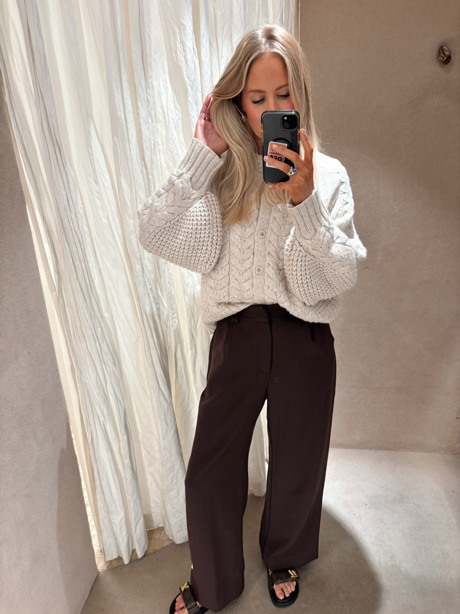 There was no way I was leaving these pants behind — they pair perfectly with my fave cardi now, and I know they’ll be just as good come spring with a simple white tee and a belt 🤌🏼 One note: they do run a little small. I’m usually an 8–10 (more of a 10 on the bottom), but the 12 fit me much better. They’ve finally been restocked, so if you feel like treating yourself… these are a big win! 

#LTKaustralia #LTKwinter #LTKworkwear