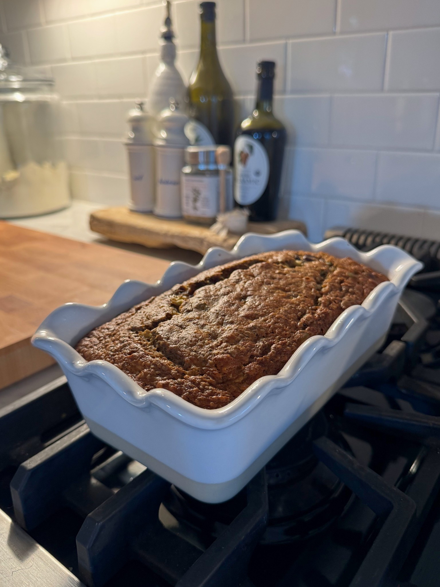 Scalloped loaf pan, perfect for my weekly banana bread. 