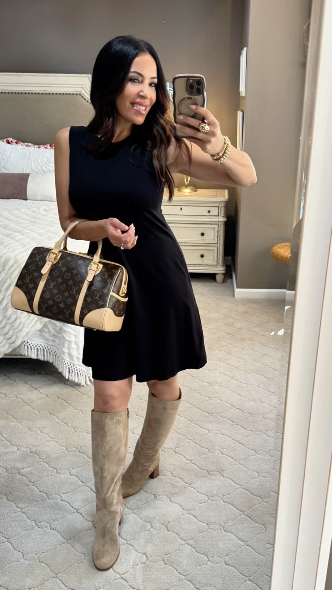 Would that be so bad?!🤩😂 Seriously though-who doesn’t need an LBD that’s super easy to dress up or down. You cannot beat the price under $13! Thank you @Walmart 
The dress is made of a solid jersey material and pairs well with my favorite tall suede boots, but would also be cute sandals or slides! Grab it before it’s gone!🛍️🍂
#walmartstyle #falloutfit #over50fashion