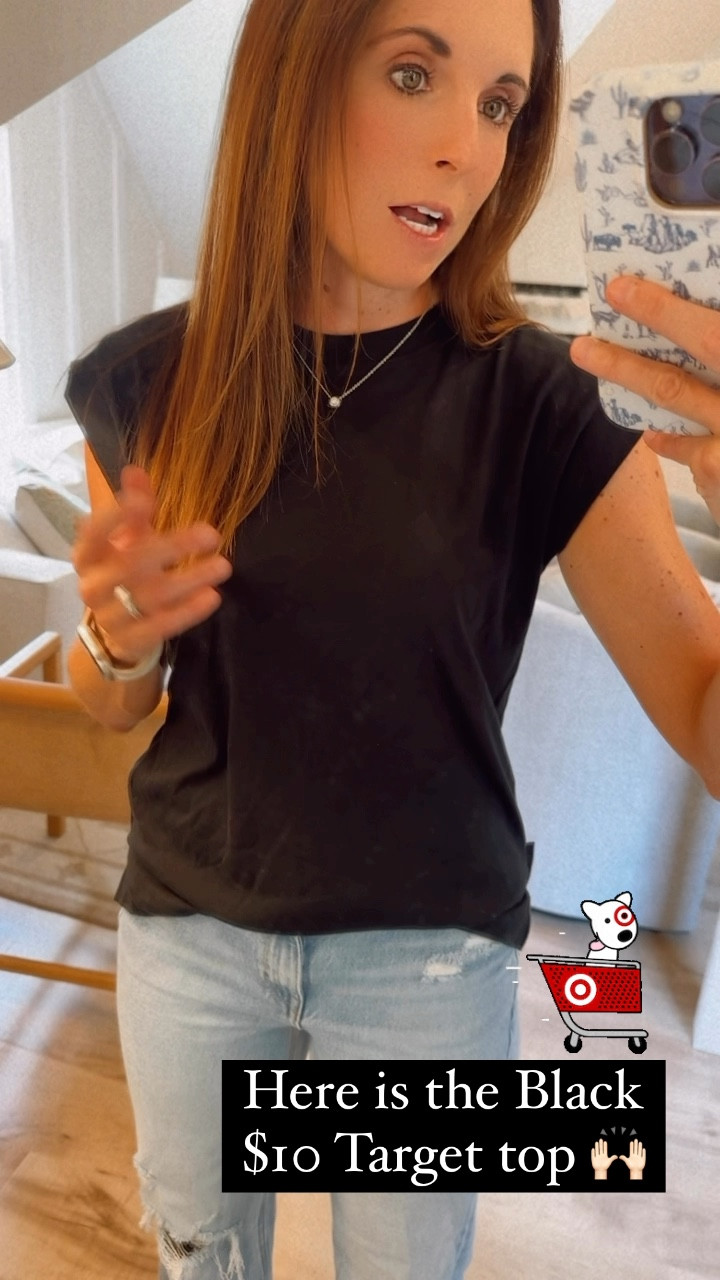 $10 Target tops and shirts- SO comfy and great Fall wardrobe staples 🍁🤍 TTS- I’m wearing an XS! Size down if in between 🙌🏻 #target #top #affordable #shirt

#LTKSaleAlert #LTKVideo #LTKFamily