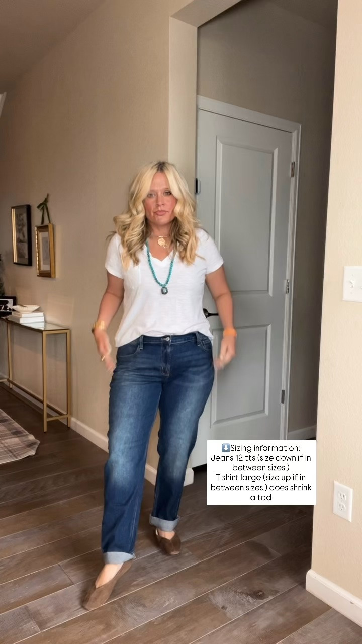 ✨Tap the bell, save and ❤️ start here over 40 fashion, midlife style, midsize fashion and luxury looks for less.  

My belly shows in everything lately.

For a long time, my instinct was to hide it, bigger tops, more fabric, anything that made me feel less exposed.

But more fabric didn’t always make me feel better. Sometimes it just hid my shape too.

So now I use Outfit Physics™:

LIFT the eye
SKIM the middle
BALANCE the proportions

Same body. Better strategy.

Getting dressed feels a whole lot easier when I stop fighting my body and start understanding what works with it.

Save this for the next morning nothing feels right and share it with a woman who’s learning to dress her changing body too.

👑 Helping you look good, feel good.-Lindsey Denver   

Check back daily for belly-friendly style, confidence, and Outfit Physics™.

#LTKOver40 #LTKPlusSize #LTKMidsize

Comment SHOP below to receive a DM with the link to this post on my LTK ⬇ https://liketk.it/6mdnI