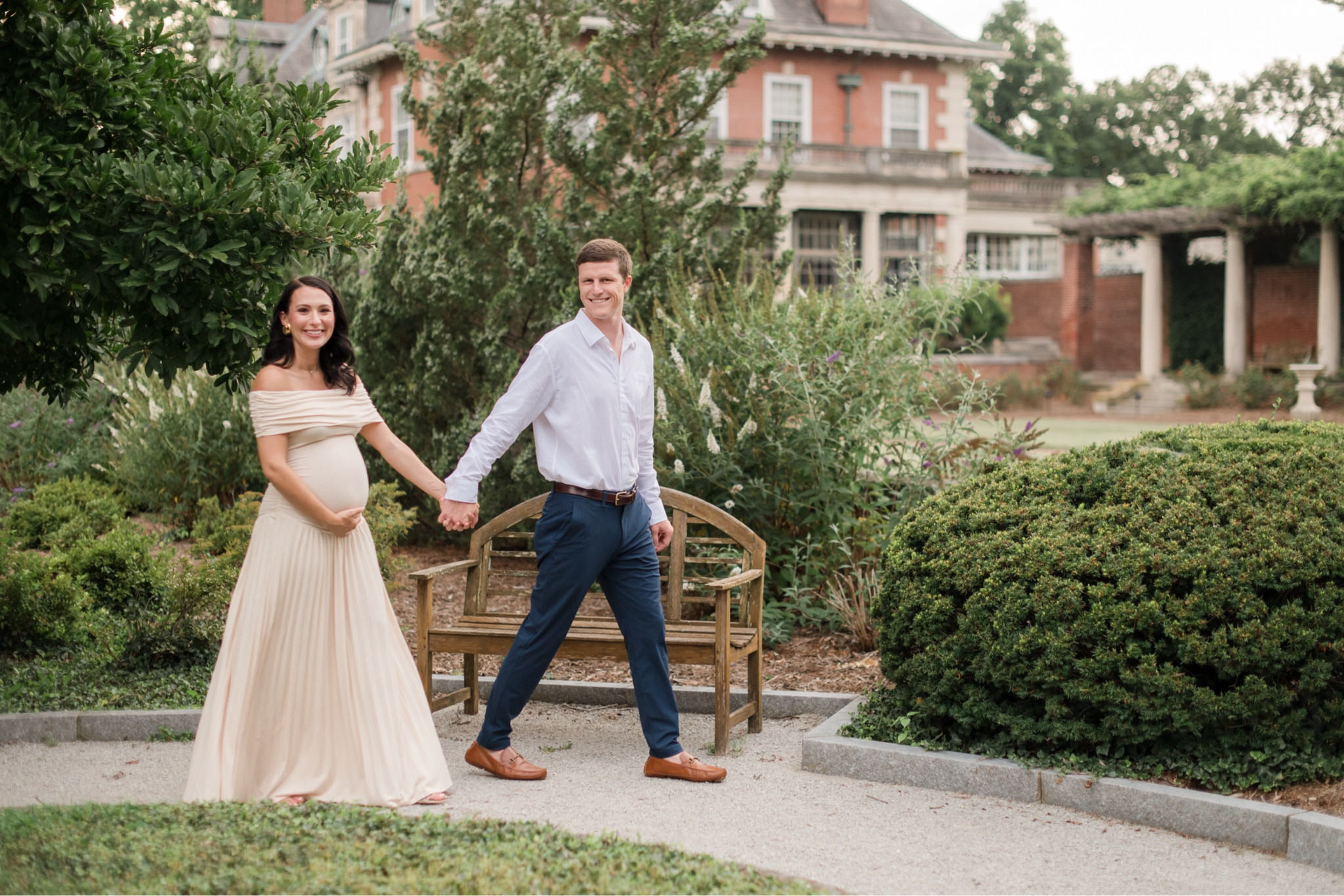 Maternity pictures 
Maternity dress
Drop waist dress
Pregnancy outfits
Comfortable maternity outfit 
Family photo outfits
Coordinating outfits

#LTKStyleTip #LTKBaby #LTKBump