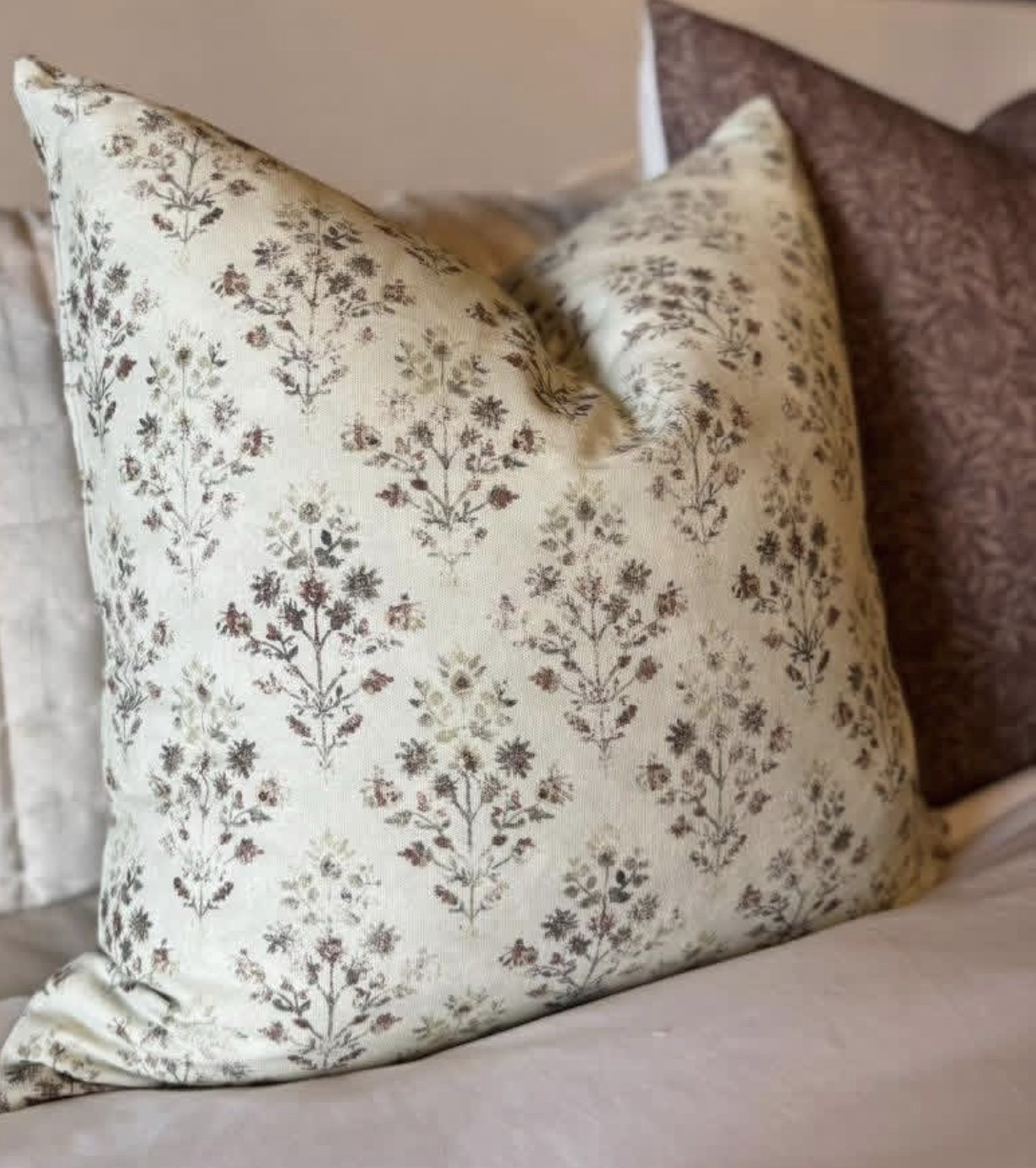 I have a secret exclusive SITE WIDE DISCOUNT CODE for our favorite textile shop, @Woven Nook! 

Shop my LTK link 4/17-4/19 using code LTKWEEKEND and save 15% on everything! 🙌🏼

#ltktextiles #ltksale #weekendsale #wovennook 

#LTKHome #LTKSaleAlert