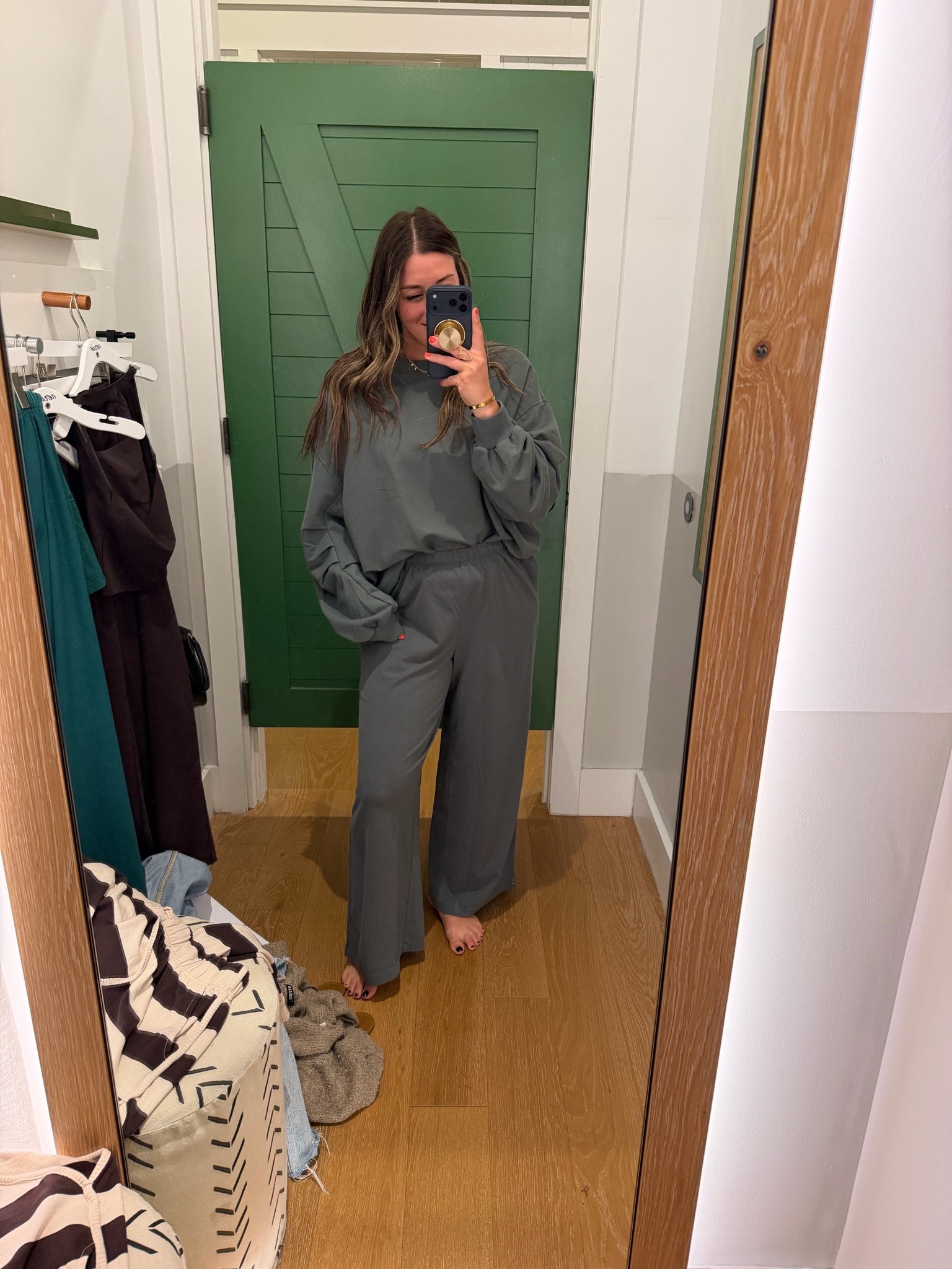 Aerie lounge set