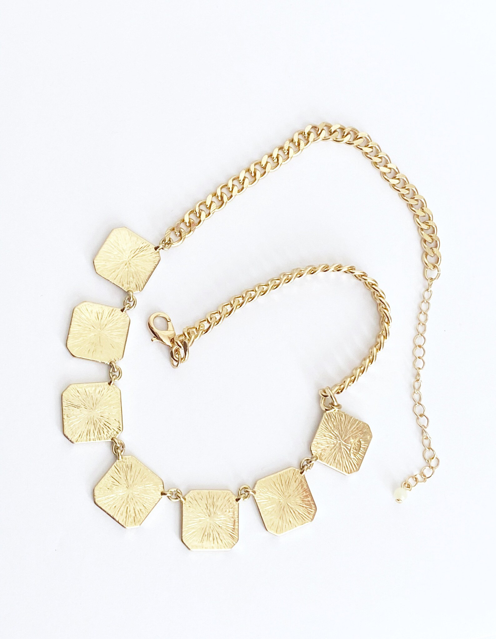 Trendsetter Gold Chain Black Faux Leather Necklace by Avon | Beautiful Modern Two Tone Black and ... | Etsy (US)