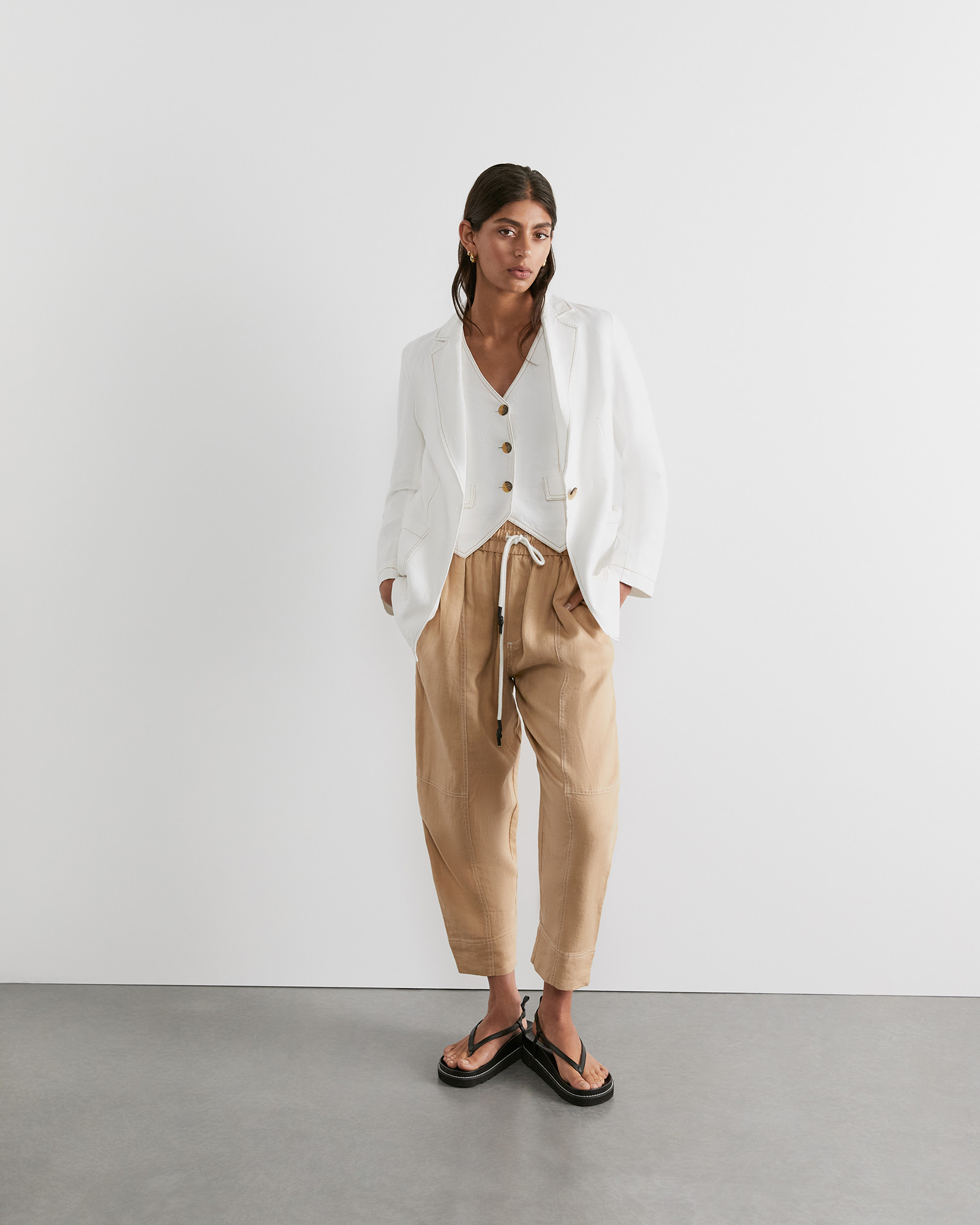 Sabine Linen Blazer | JAG (Australia & New Zealand)
