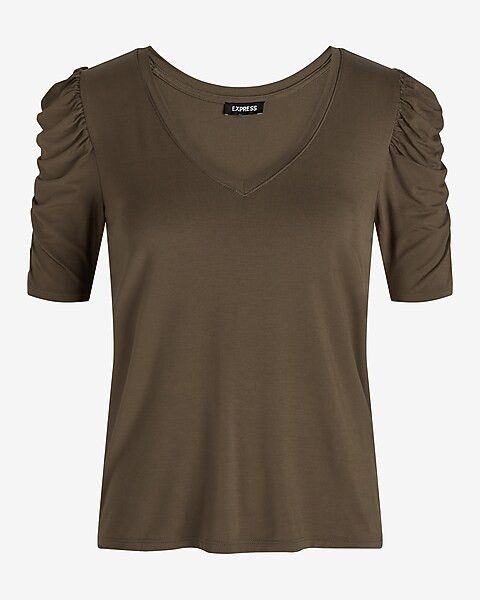 Supersoft Skimming V-Neck Puff Sleeve Tee | Express
