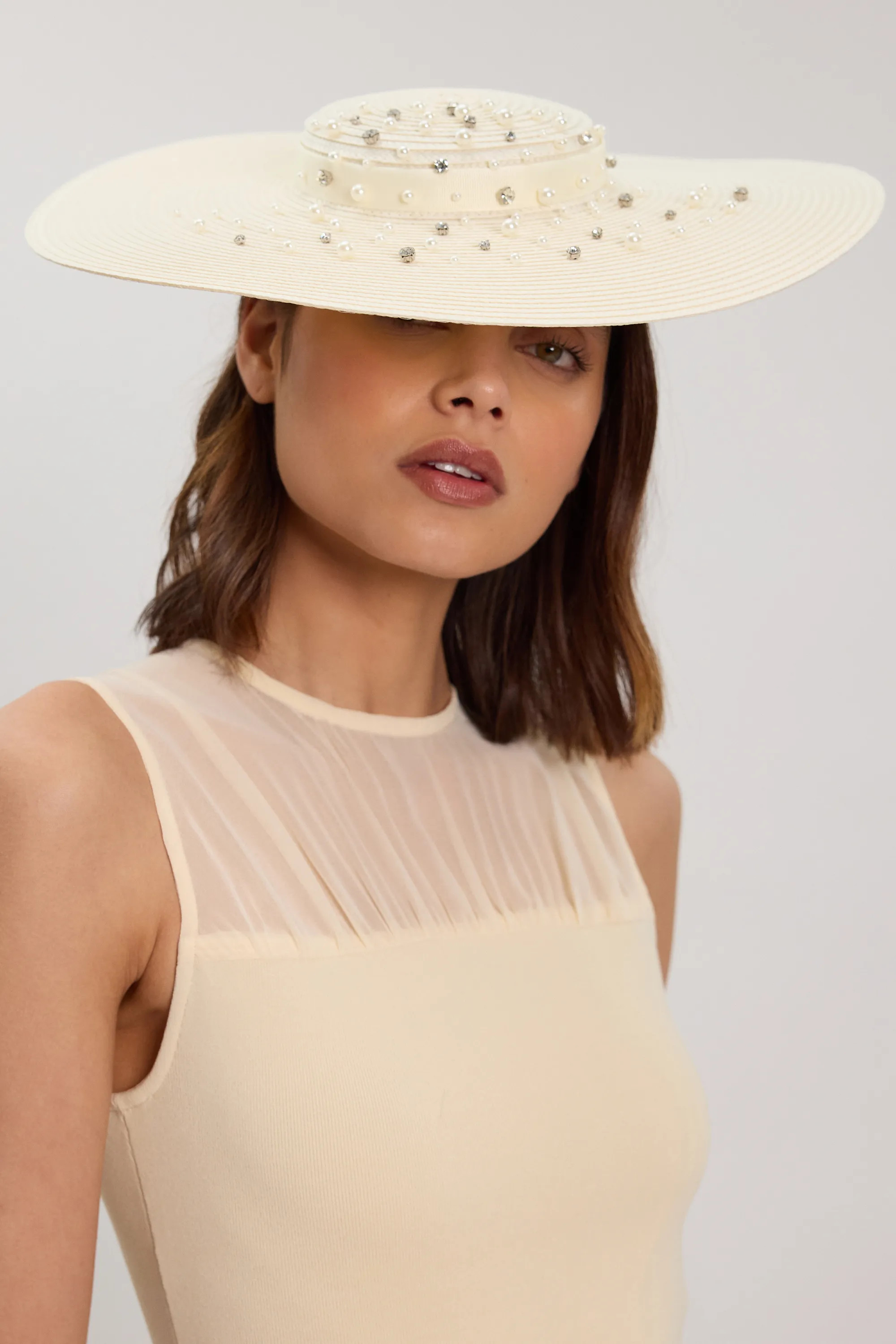 Ivory Scattered Pearl Detail Boater Style Fascinator | Karen Millen | Karen Millen