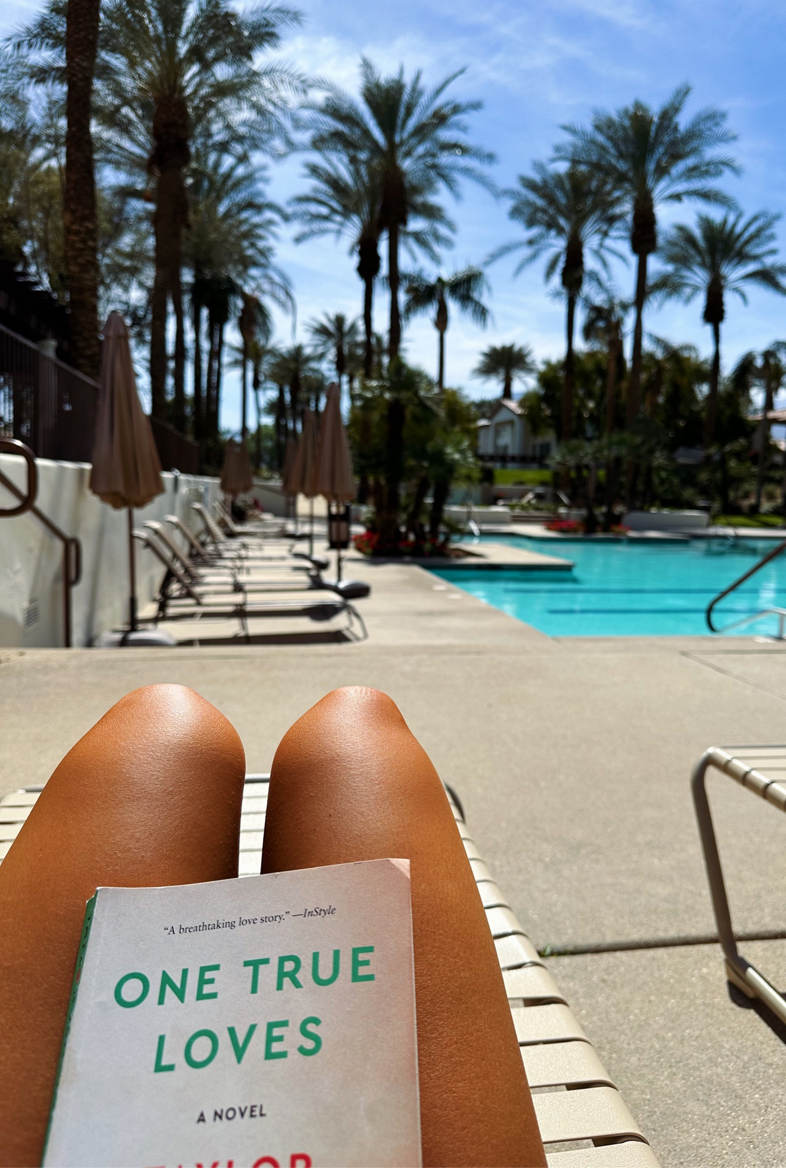 Poolside reads 📖🌴

#LTKhome #LTKSeasonal #LTKunder50