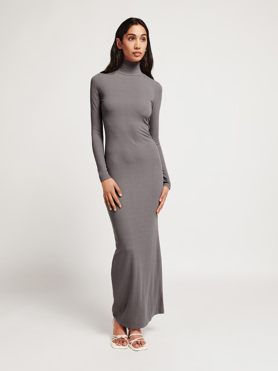 Lezu Kleid 'Bella' in Grau | ABOUT YOU (DE)