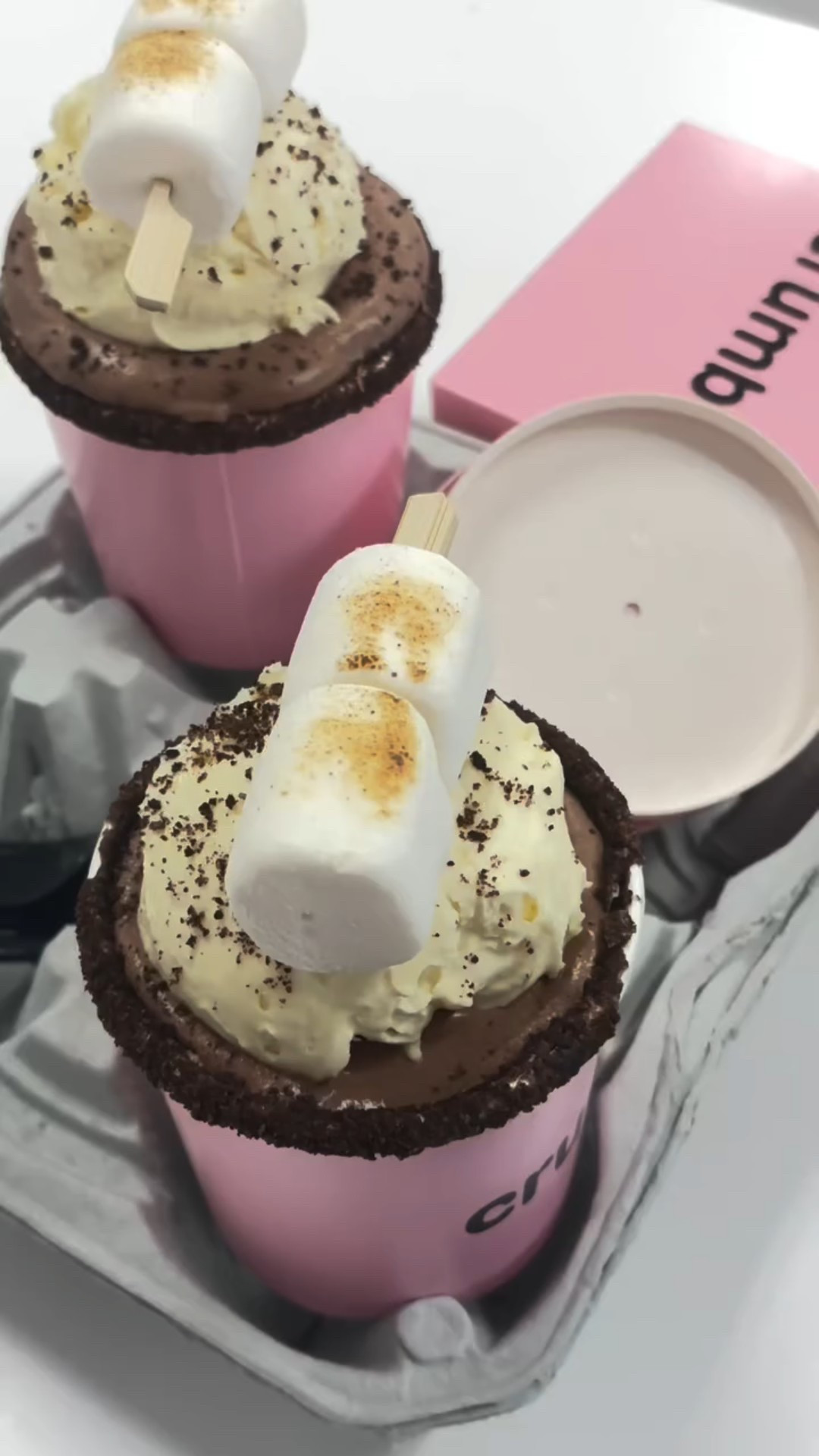 @crumbl Sweet Treats 💕
📸 Turtle Cheesecake and Cookies and Cream Cocoa Mousse Cup 

#crumbl #crumblcookies #sweetspot #turtlecheesecake #mousseauchocolat #moussecakes #holidayflavors #decadentdesserts

#LTKHoliday #LTKdayinmylife #LTKfoodie