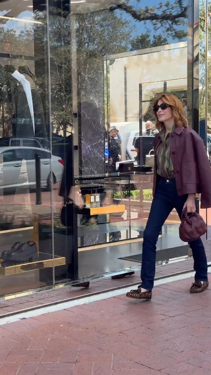 Skinny Jeans are BACK for 2026! I love this pair from frame styled with a gorgeous burgundy leather jacket. 

 

#LTKootd #LTKSeasonal #LTKOver40