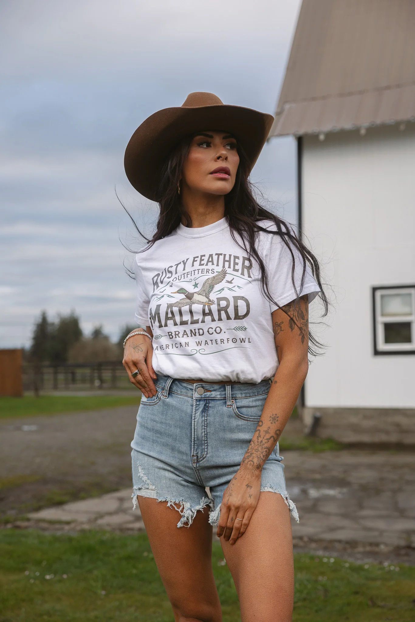 On The Go Distressed Shorts- Medium Wash | Willow Boutique