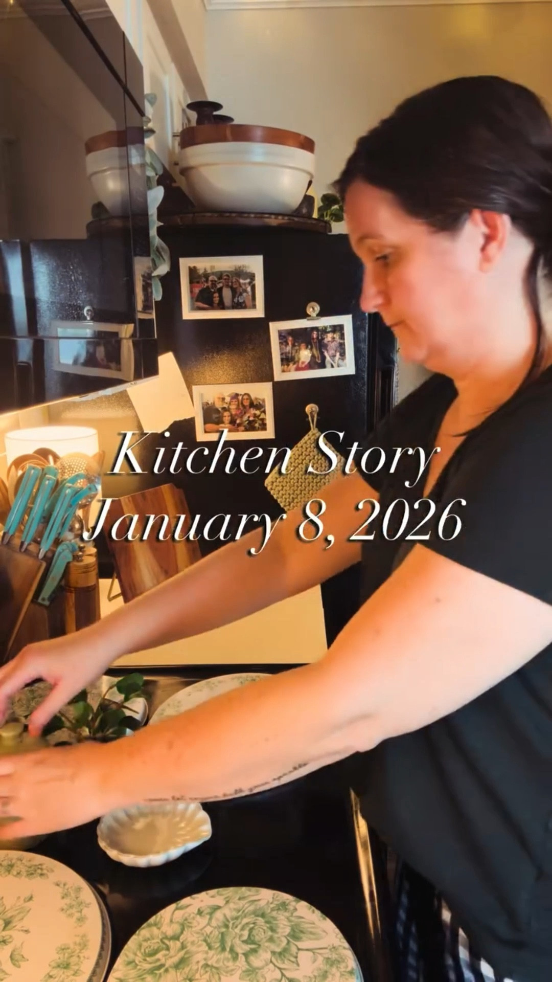 If you’ve ever wondered what really happens in someone’s kitchen after the holidays, this is it.

Today was about easing back in. Brie and prosciutto bruschetta on French bread, recipe  217 in my Jeanie Jo & Joanna Project and the kind of brunch that reminds you why simple food still matters. Dinner stayed slow and comforting with raspberry chipotle meatballs and white cheddar mac and cheese simmering their way through the evening.

This is how I cook. Real days. Real meals. Recipes I’m testing, tweaking, and living with. If you like seeing how food actually fits into everyday life, you’re in the right place.

The recipes for the meatballs and mac and cheese are linked in my bio and will be shared in tonight’s stories.

Gracefully yours,
🫶🏻 Jeanie Jo

#kitchenstory
#homecooking
#comfortfood
#foodwriter
#everydaymeals

#LTKdayinmylife #LTKfoodie #LTKvlog
