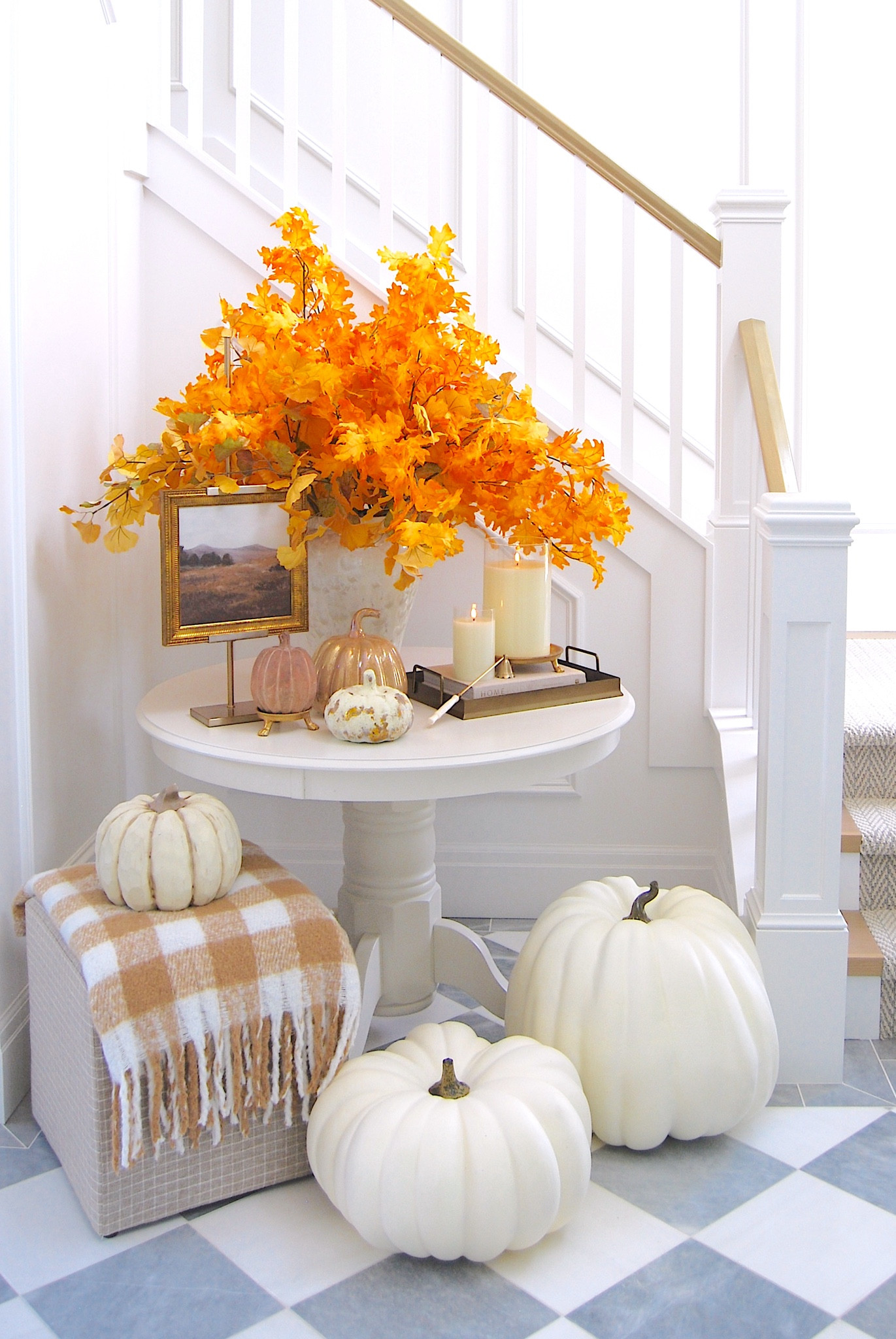 Still one of my favorite vignettes for fall! 

#LTKSeasonal #LTKHome #LTKFindsUnder100