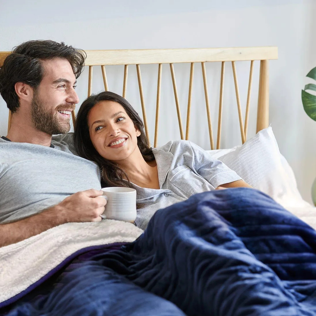 Fleece & Sherpa Electric Heated Throw | Debenhams UK