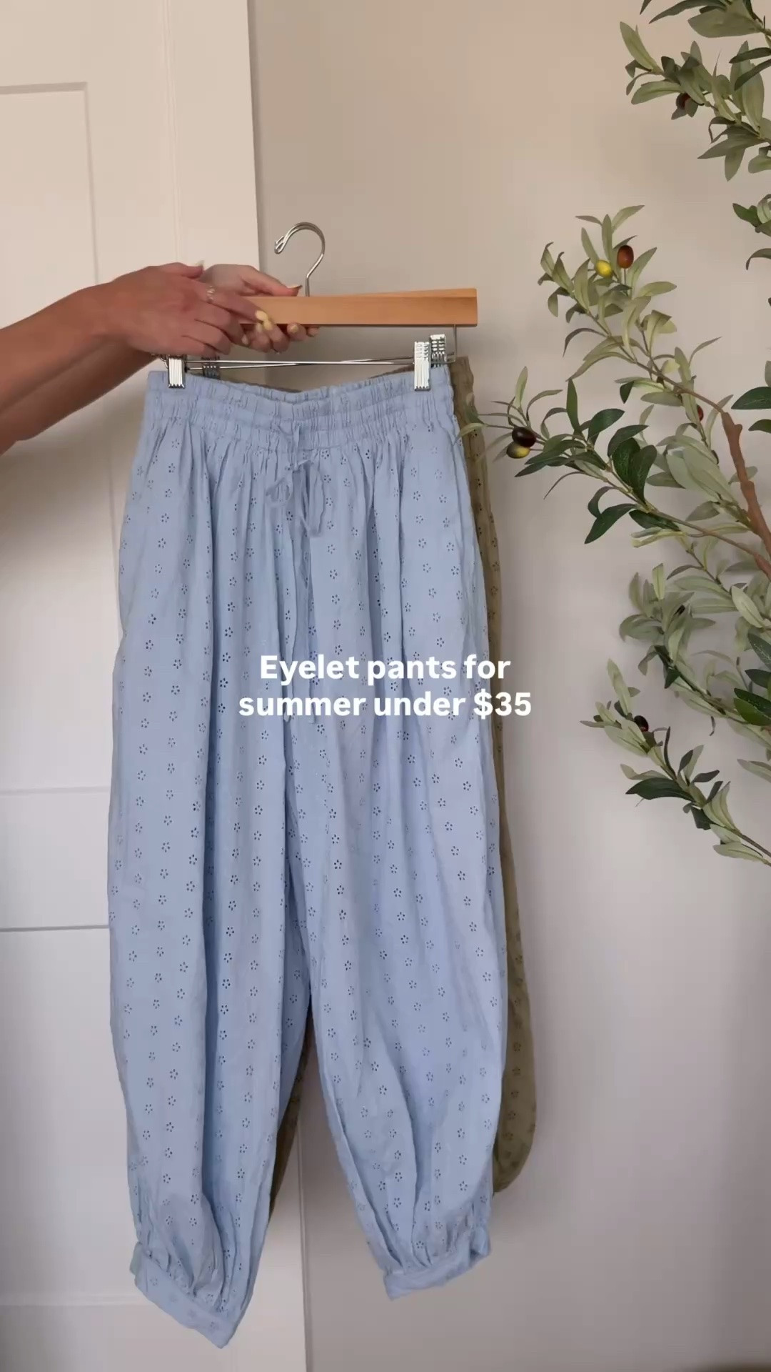 Another moment for these $32 pants because I’m obsessed and can’t stop wearing them! 

Eyelet pants, casual style, summer style, Walmart find, outfit idea, balloon pants

#LTKootd