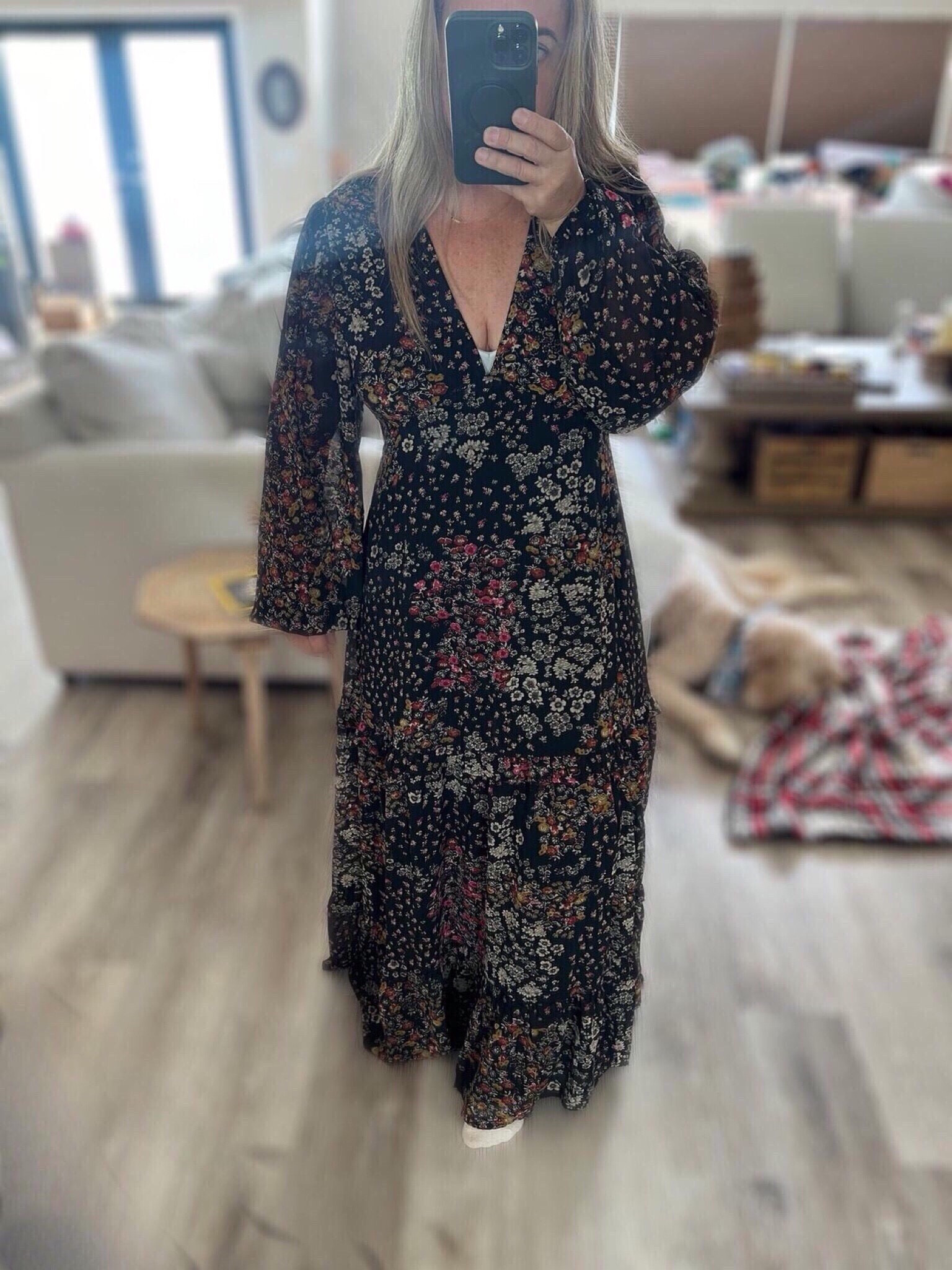 Beautiful and elegant wedding guest dress! 



#LTKMidsize #LTKStyleTip #LTKWedding