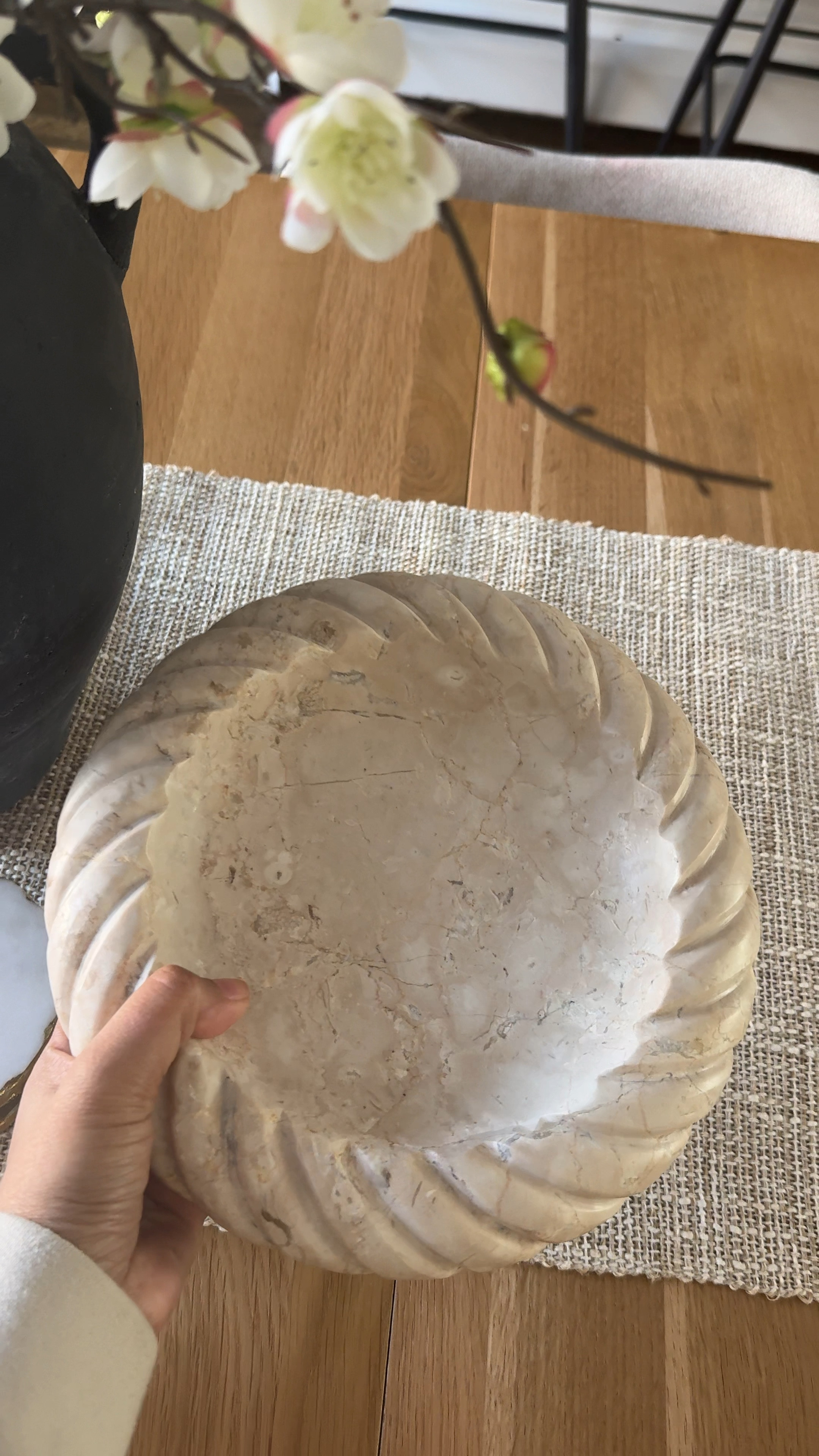 Marble dish trinket holder, used it for my dining room table for a candle. Makes the perfect neutral home decor!

#LTKHome #LTKSeasonal #LTKStyleTip