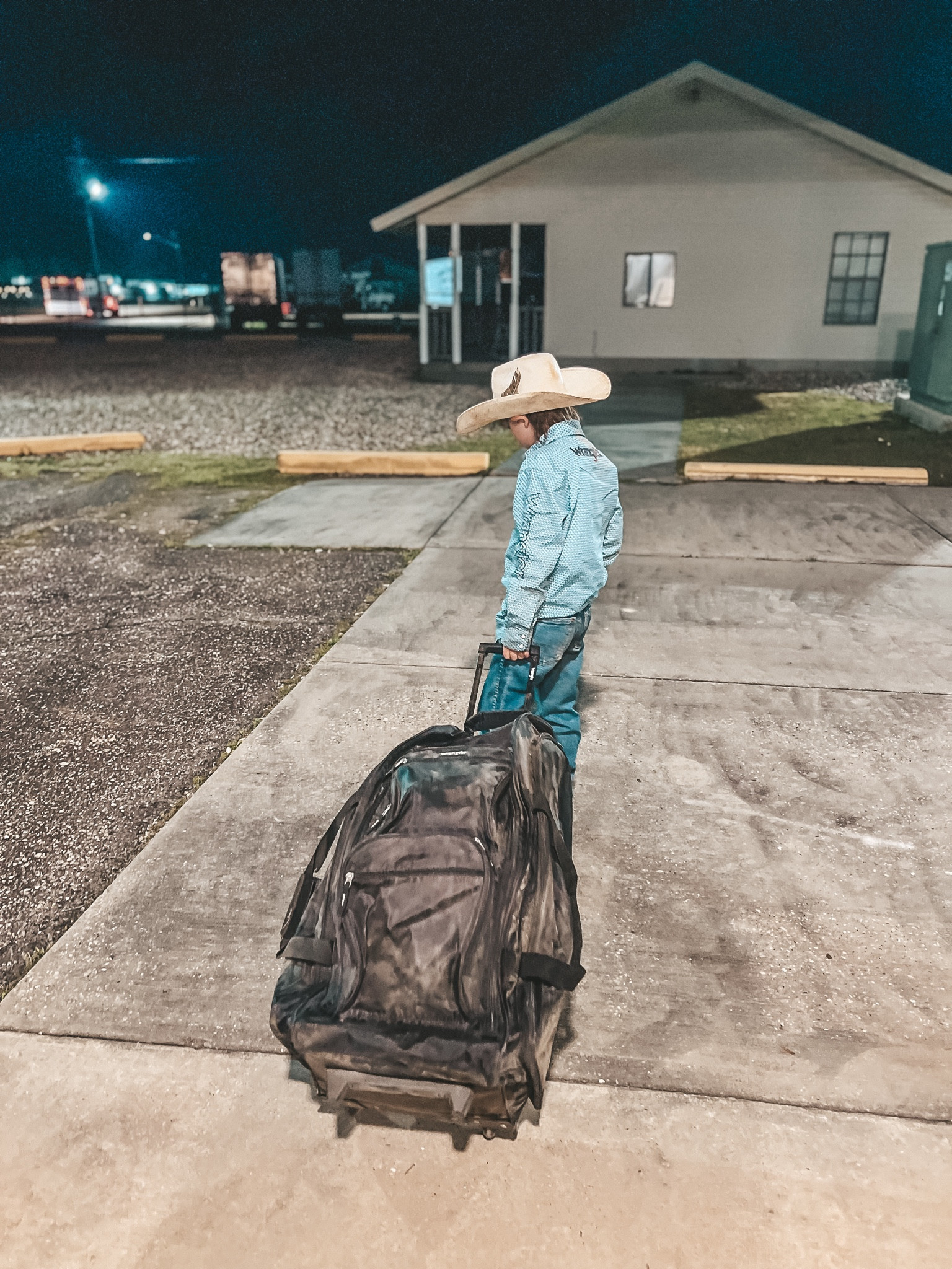 Perfect riggin bag for my cowboy! Every cowboy needs this #wrangler bag from #amazon 
Also linked our favorite wrangler logo pearl snaps and jeans 

#LTKkids #LTKfamily #LTKitbag