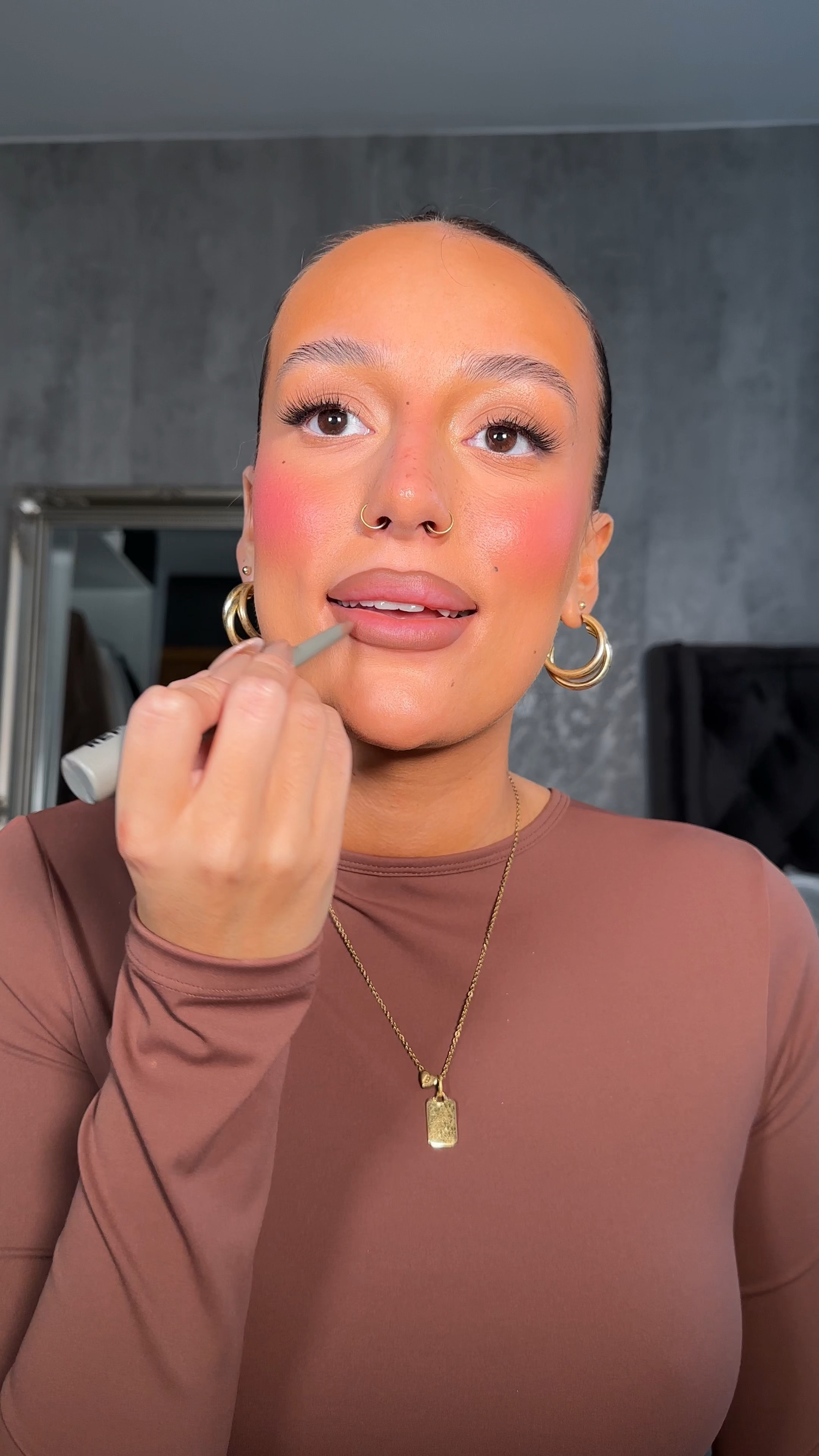 fenty lip liner - extra thigh 
refy lip liner - fawn 
refy lip gloss - fawn 

#lipcombo #fentybeauty #refy 