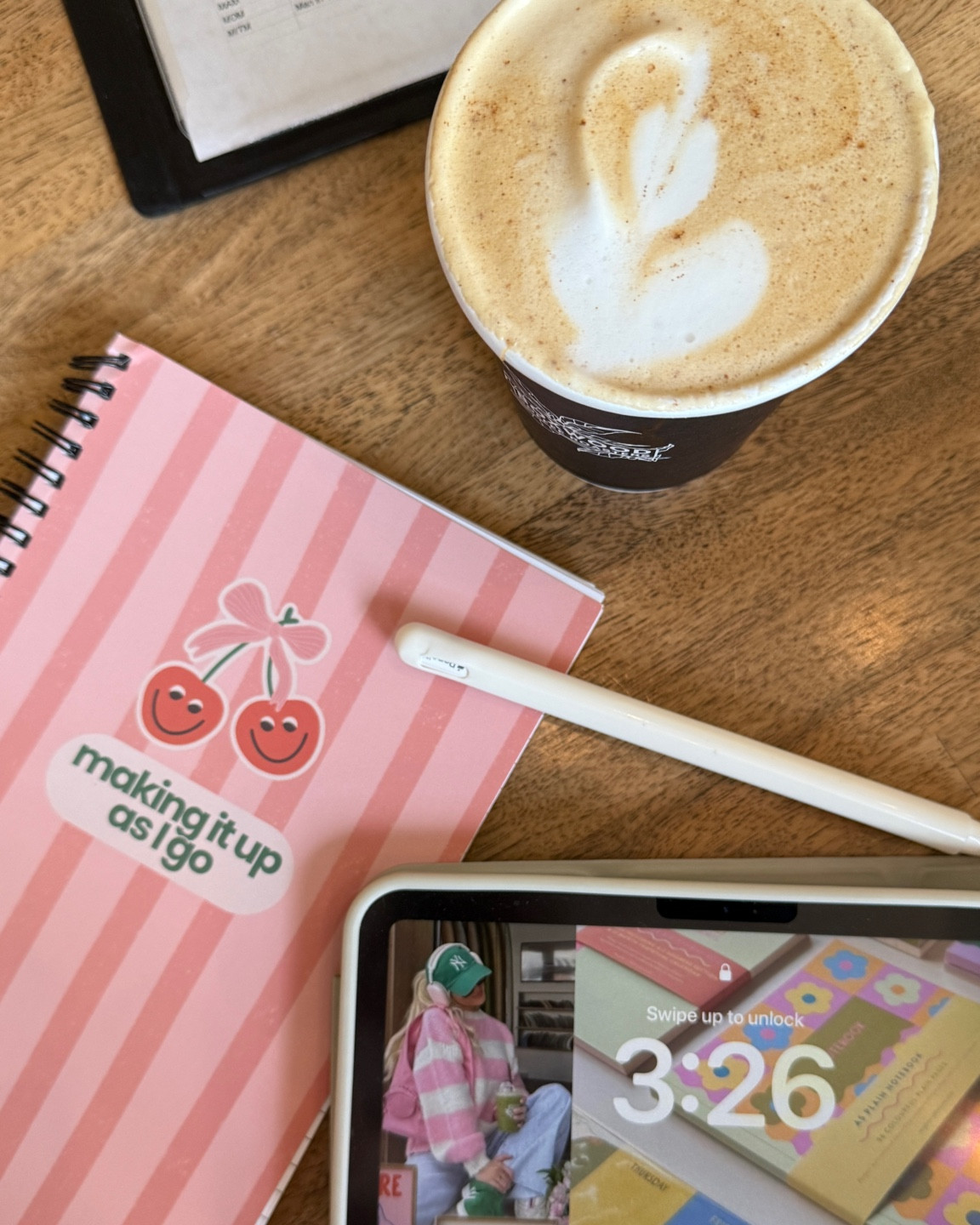 I want to post more coffee shop inspo and links of all my coffee shop work session essentials 