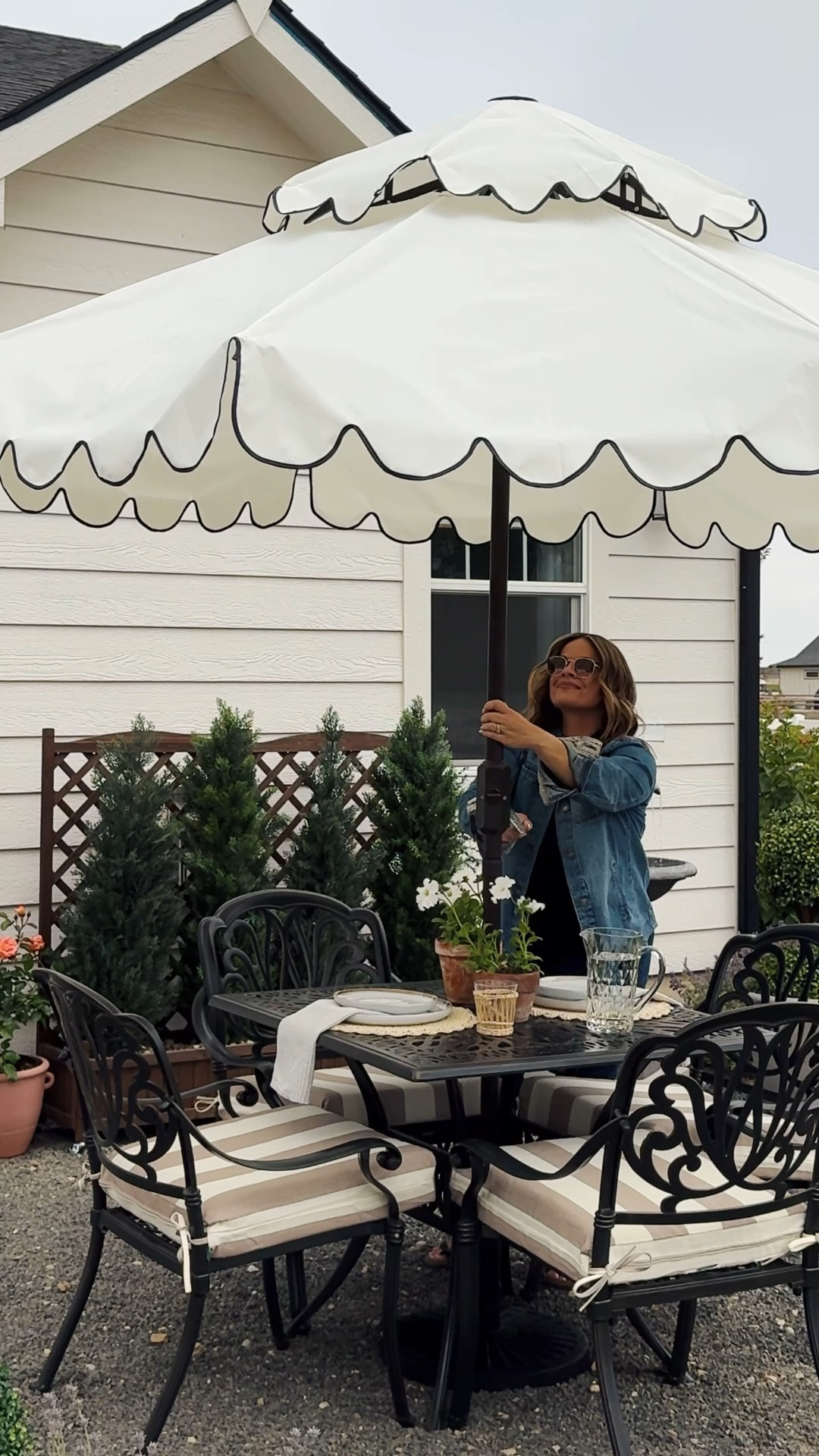 European Courtyard inspiration, Bistro table for four, scallop umbrella, trellis planter

@Wayfair #AD #WayfairPartner #wishyouwerehere #outdoor #Wayfair
