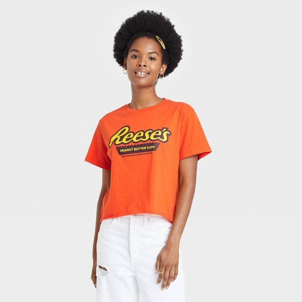 Women's Halloween Reese's Cropped Short Sleeve Graphic T-Shirt - Orange | Target