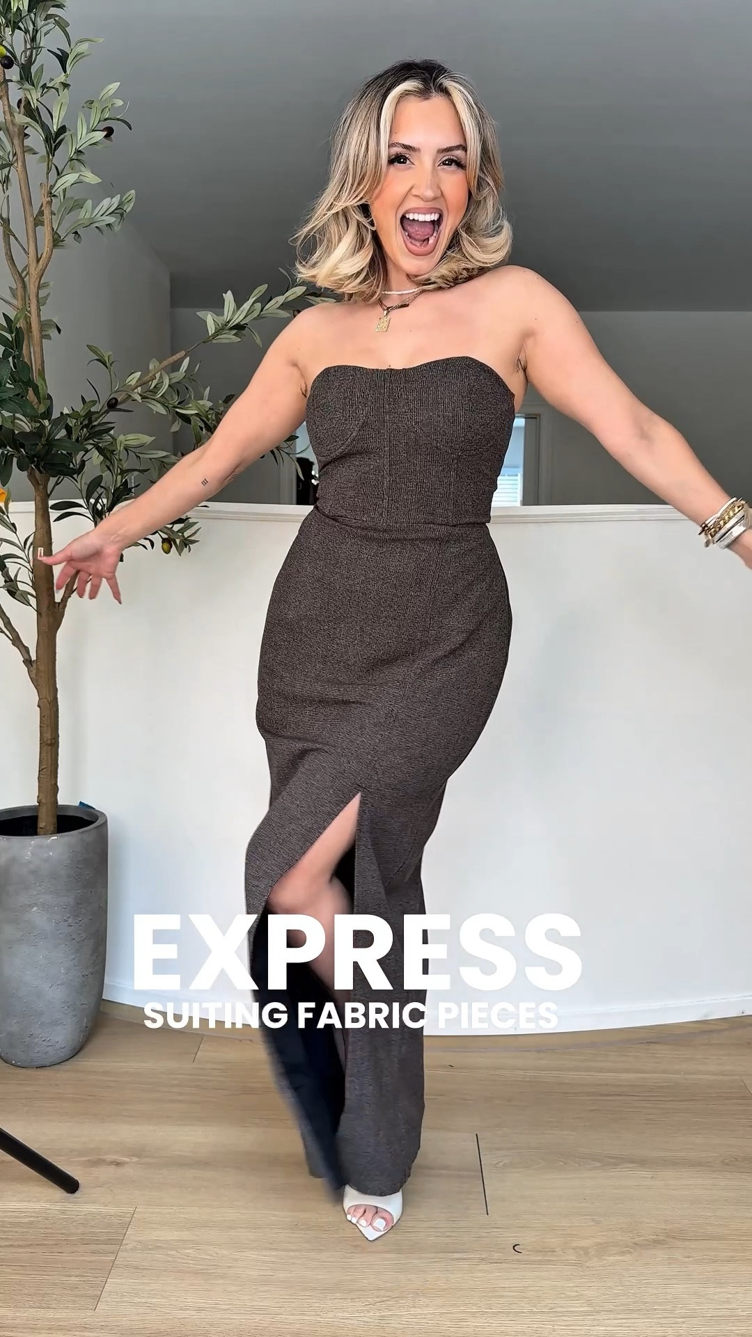  On sale today ‼️ @express fall gorgeous looks  😝🙊 no but seriously how gorgeous are these sets? #DressToExpress #ExpressPartner

✔️Wearing size 4 in ALL trousers (I'm 5'2" wearing 3" heels). 
✔️Wearing XS in all corsets! 
✔️ I linked so many other pieces that are just gorgeous fall Staples that are worth looking at 👀🛒

Follow my LTK @ImLola on the @shop.LTK app to view this post and get my exclusive app-only content!

#LTKFindsUnder100 #LTKStyleTip #LTKSaleAlert