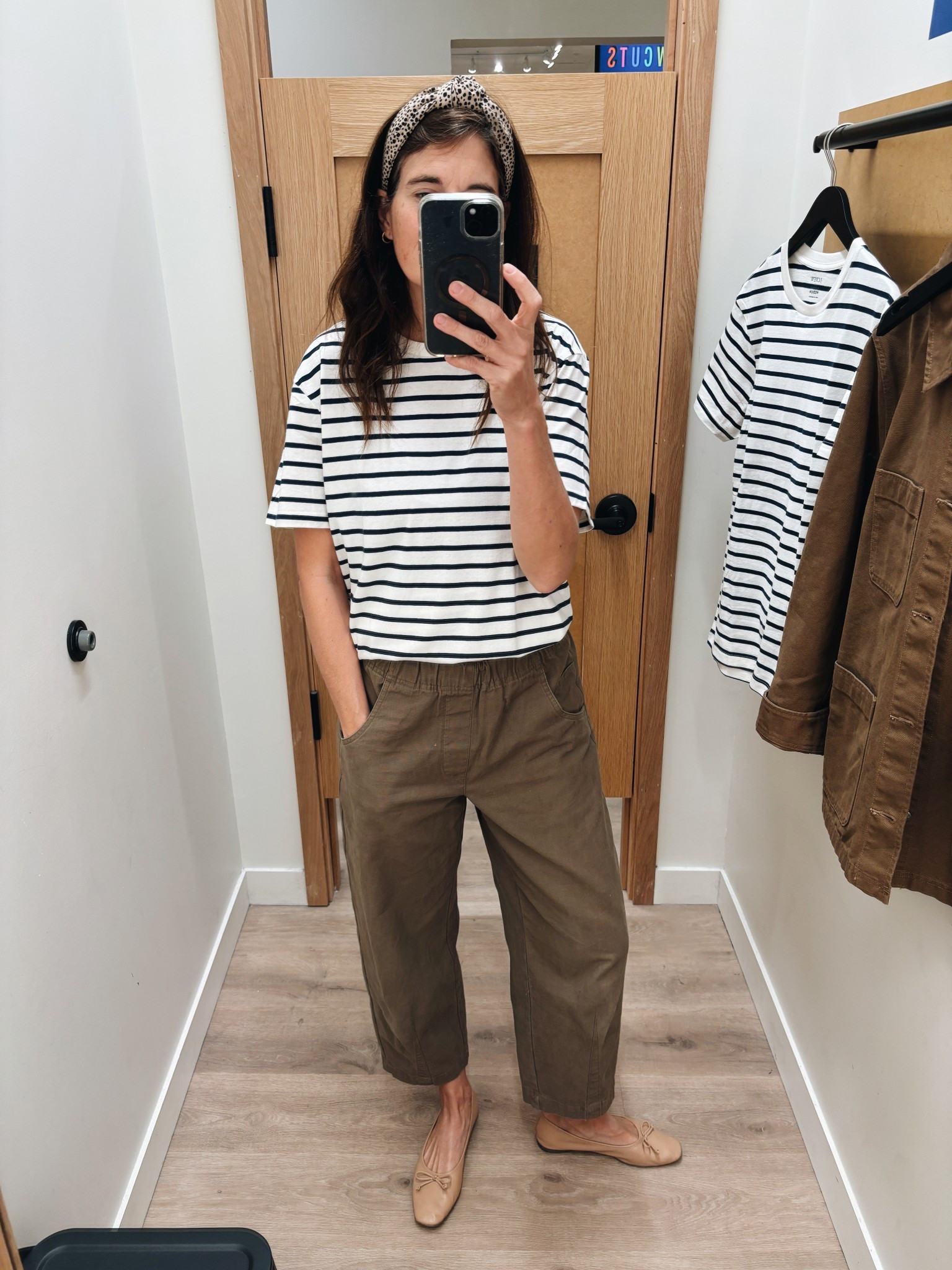 J.Crew factory finds 
Perfect striped tee. Wear on own or great for layering under coats and sweaters. 
Guys section. So it’s the perfect oversized fit. Wearing medium

Target barrel pants:smalll

#LTKootd #LTKOver40 #LTKmomlife