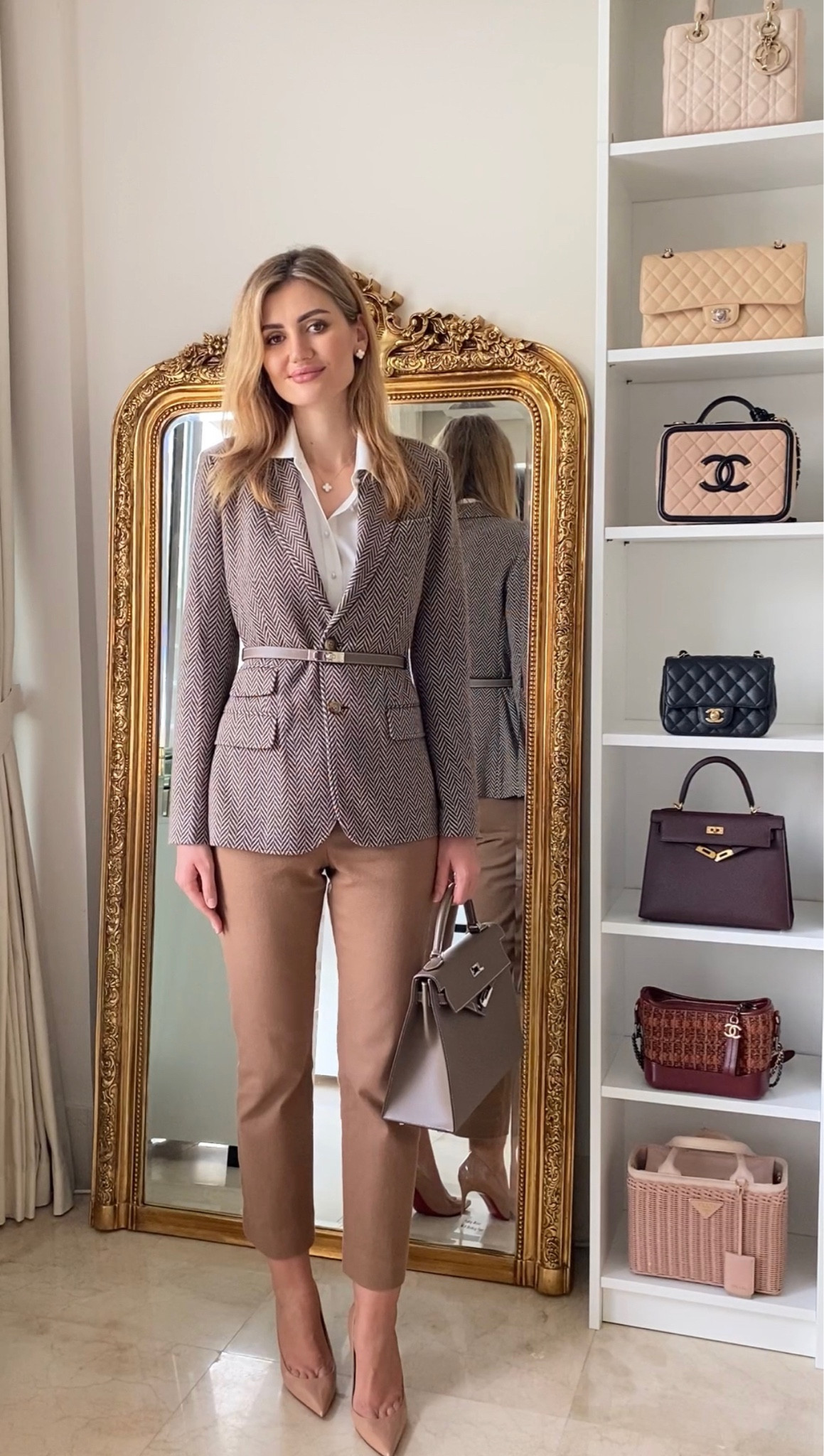 Office outfit inspiration 
Autumn workwear 
Check blazer 
Camel trousers 
Autumn outfit
Elegant autumn outfits 

#LTKstyletip #LTKworkwear #LTKSeasonal