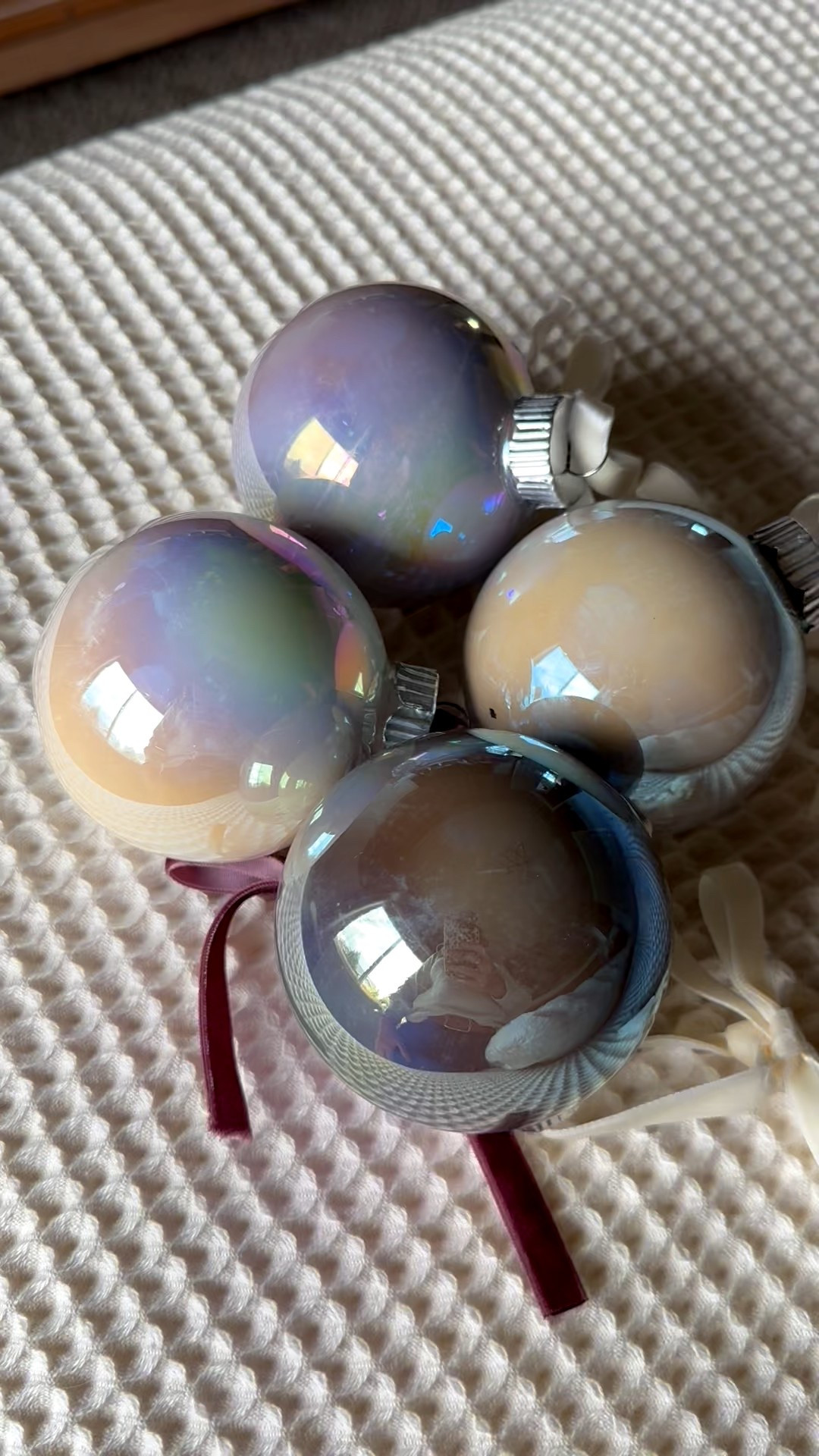 To make these beautiful, neutral and mauve ornaments, simply add your favorite paint color, a few drops of rubbing alcohol so they do not crack, give them a shake, and let them dry. Then top them off with the perfect velvet ribbon! 

#DIYholiday #DIYChristmas #DIYornamenta

#LTKHoliday #LTKHome