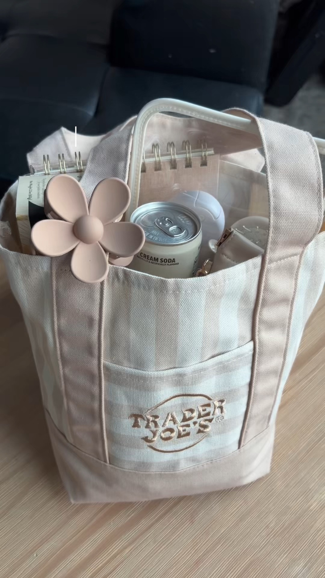 What’s in my beige tote 🤎

Everything is linked in my LTK! A few pieces were Marshall’s finds, so I added similar options that give the same look and feel ✨

#LTKdayinmylife #LTKmomlife #LTKselfcare