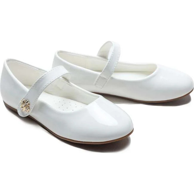 Tulleen | Maleia Clover Charm Flats (White, Size Kid US 4 / EU 35) | Maisonette | Maisonette