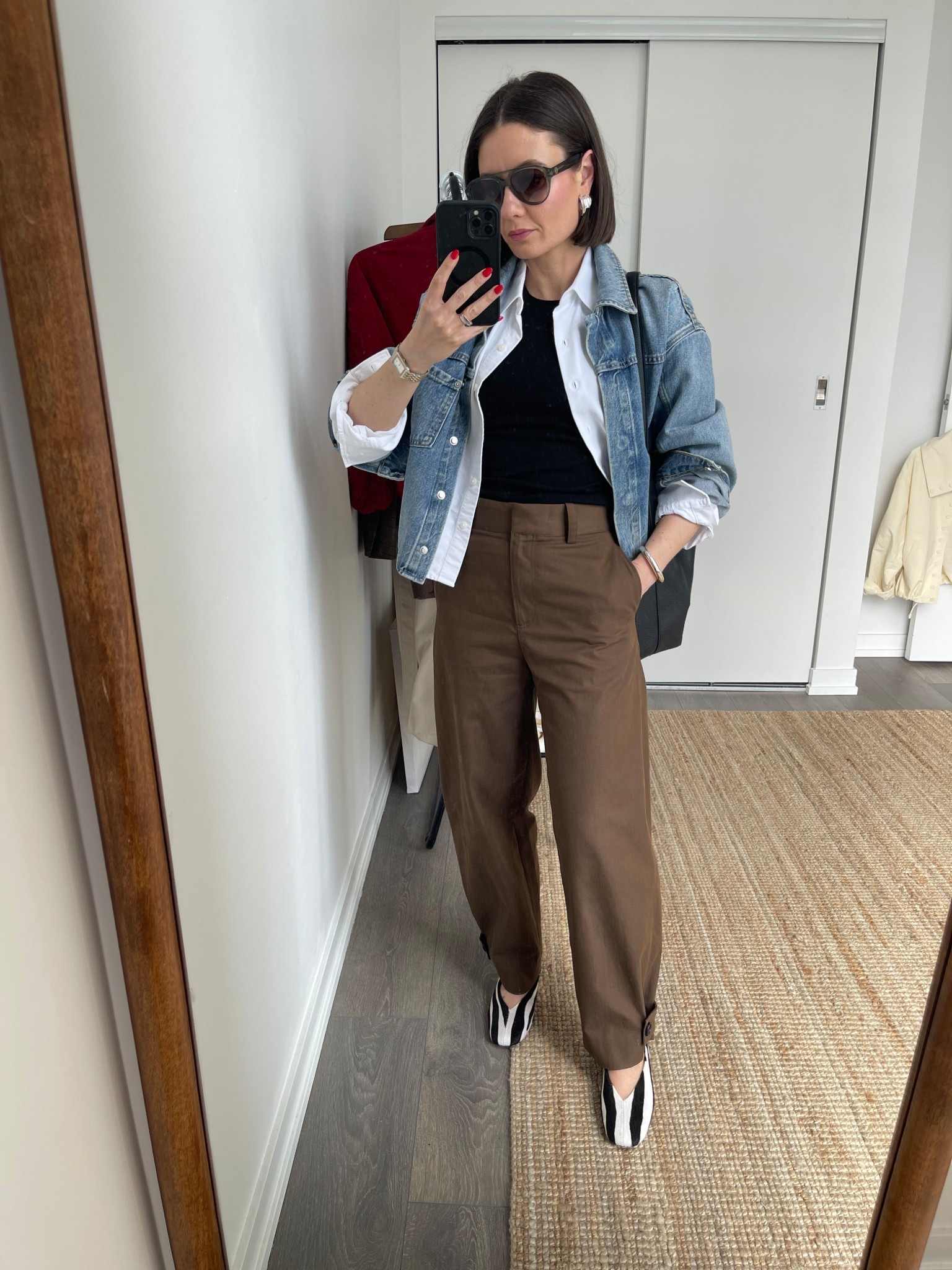 Pants in size 2, cropped shirt in XS, black tank in S

#LTKSeasonal #LTKstorytime #LTKootd