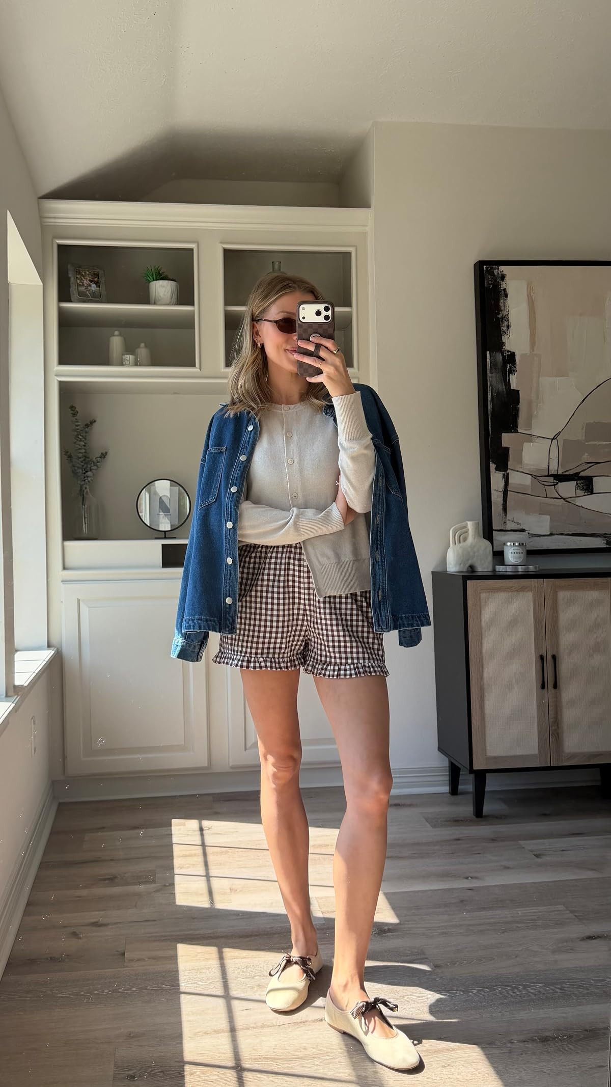 Loving these ruffle boxer shorts for fall! Size small in shorts, cardigan and denim shirt.
 

 #LTKootd