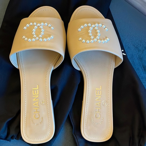 Chanel pearl sandals | Poshmark