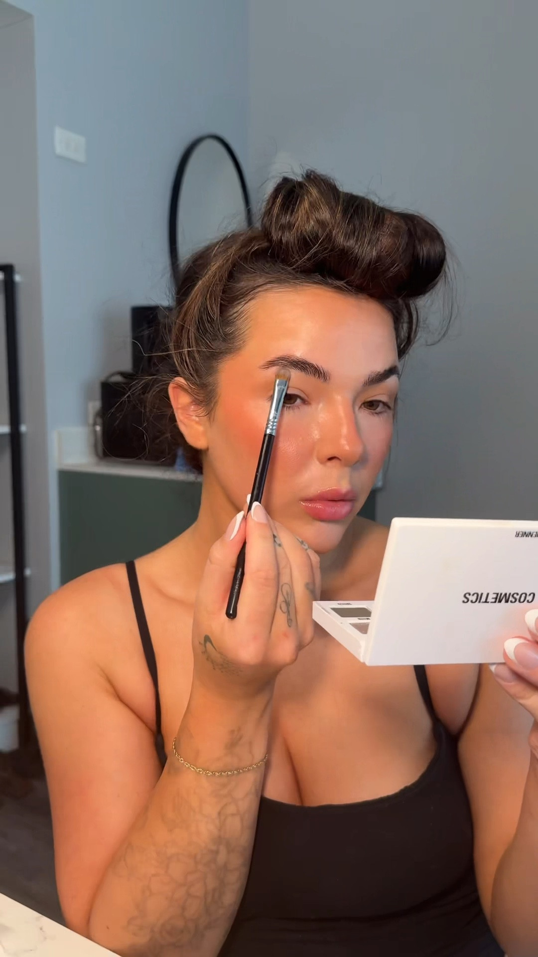 Fresh and glowy makeup routinee

#LTKNYFW #LTKBeauty #LTKFindsUnder50